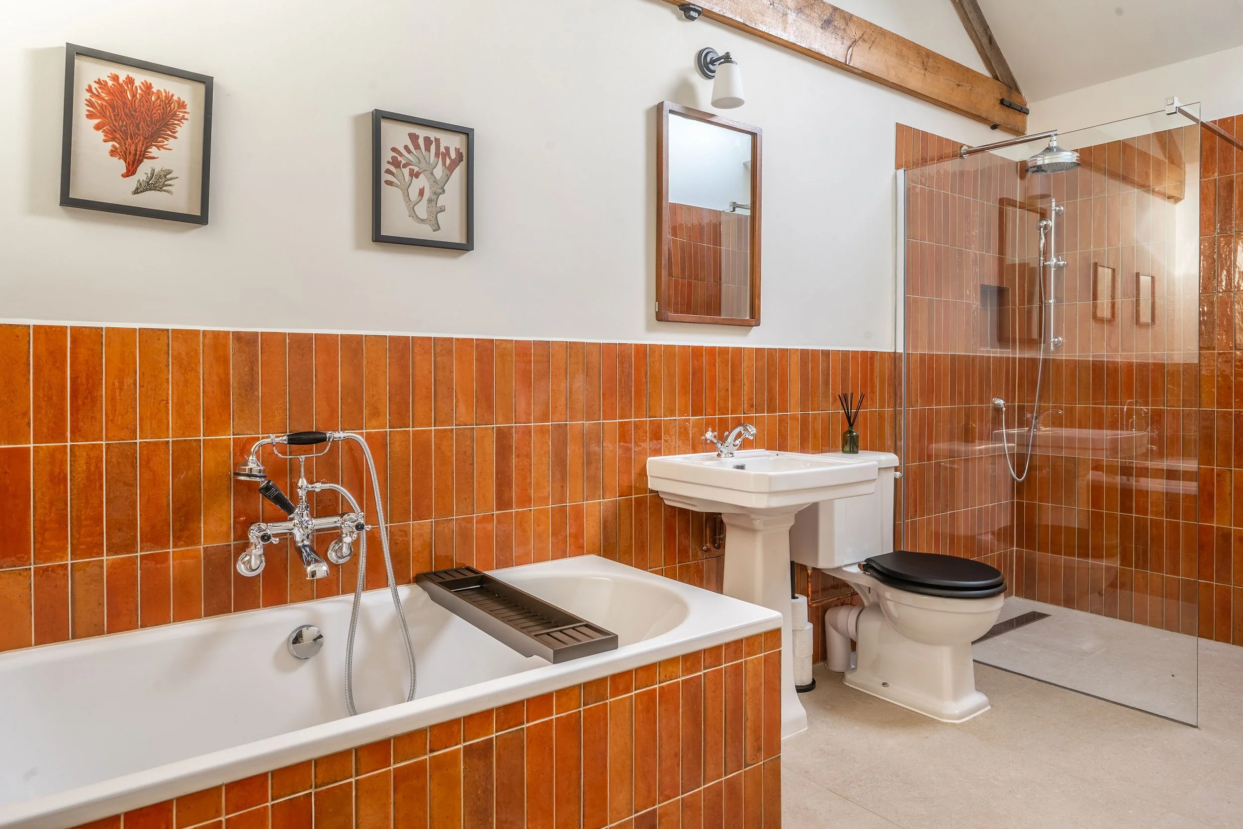 Stable-yard-North-bathroom.jpg