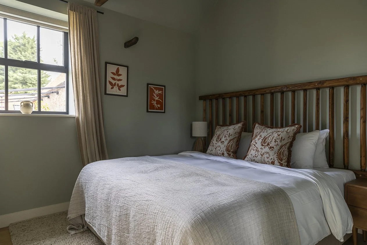 East master bedroom 1.jpg