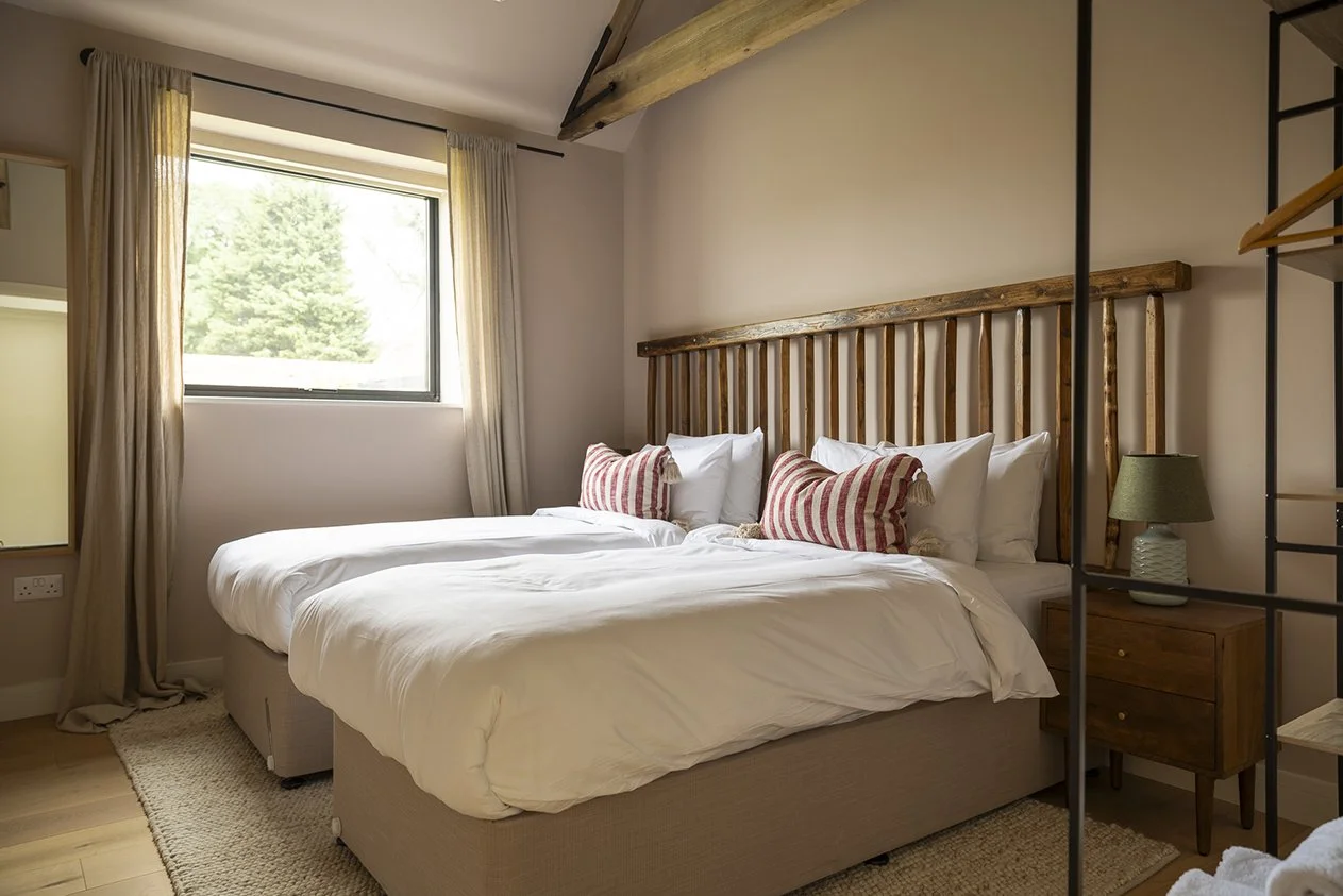 East bedroom 3.jpg