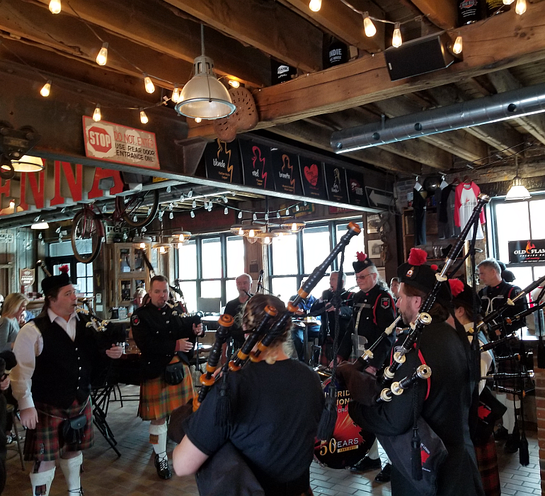 Pipes and a pub crawl celebrate St. Paddy