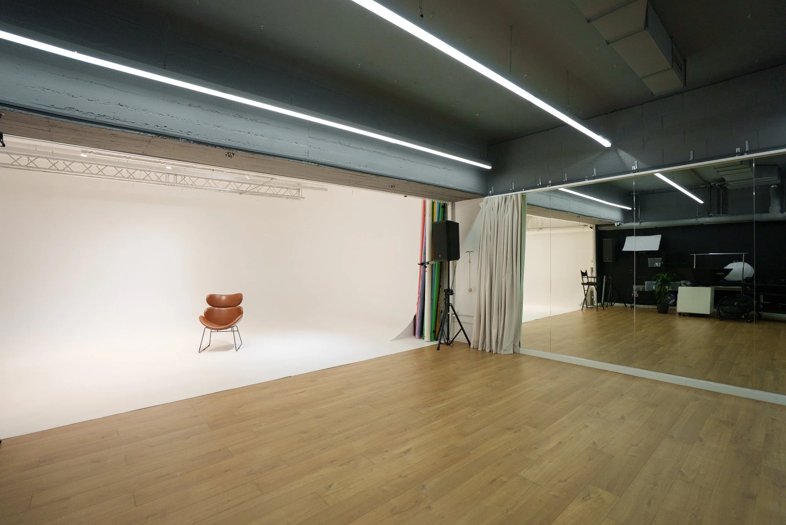 studio xl-32.jpg