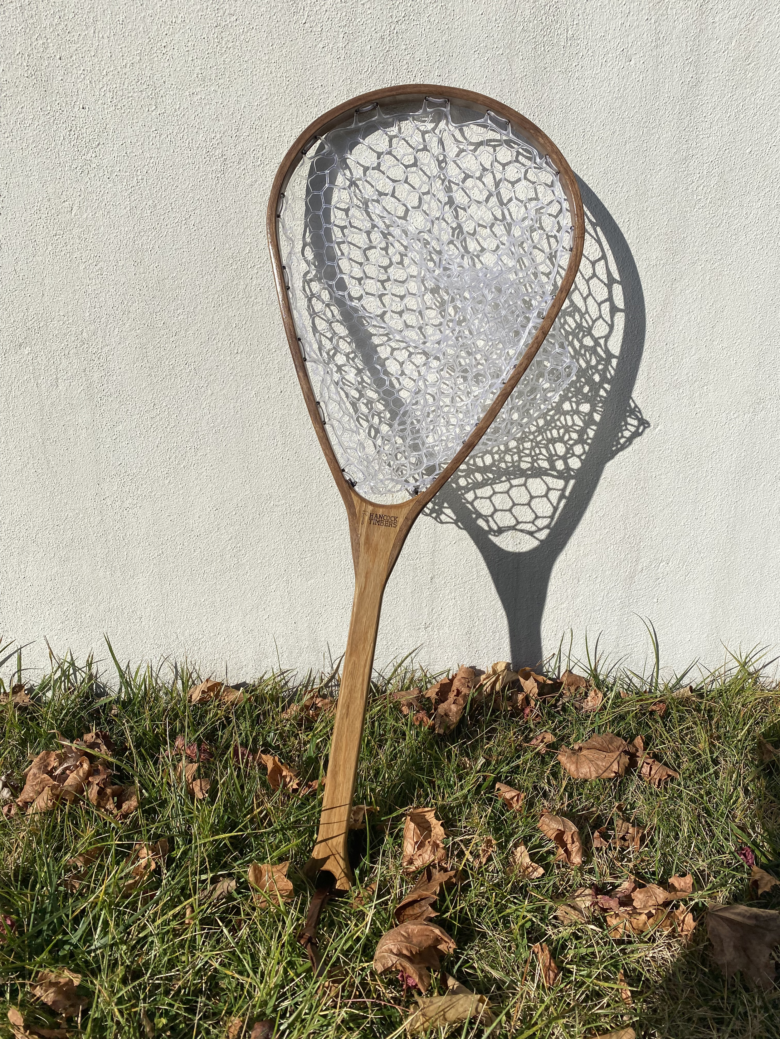 Long handle wooden fly fishing landing net with silicone net bag