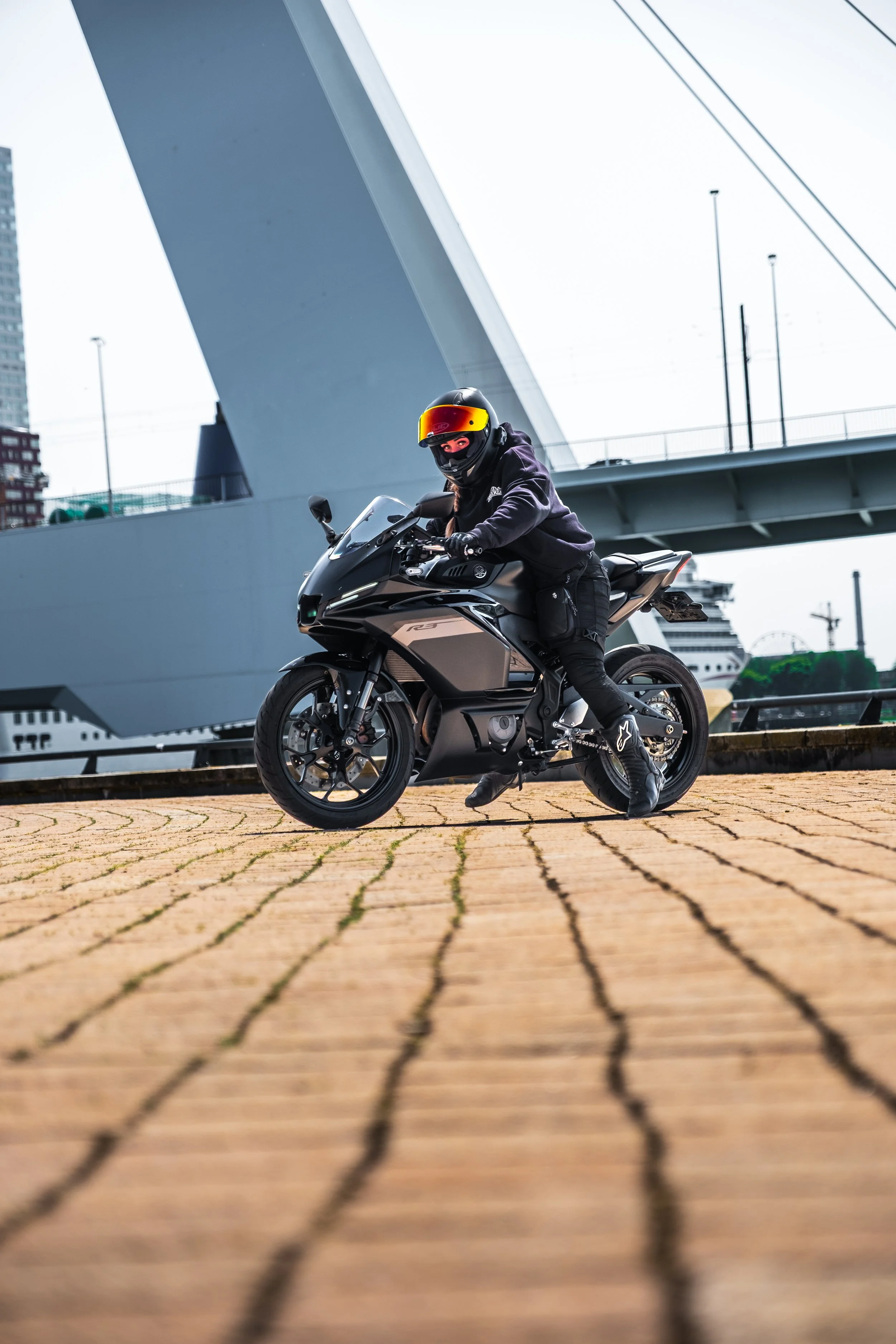 Fotoshoot Antoinette - Yamaha R3 - Rotterdam-11-2.jpg