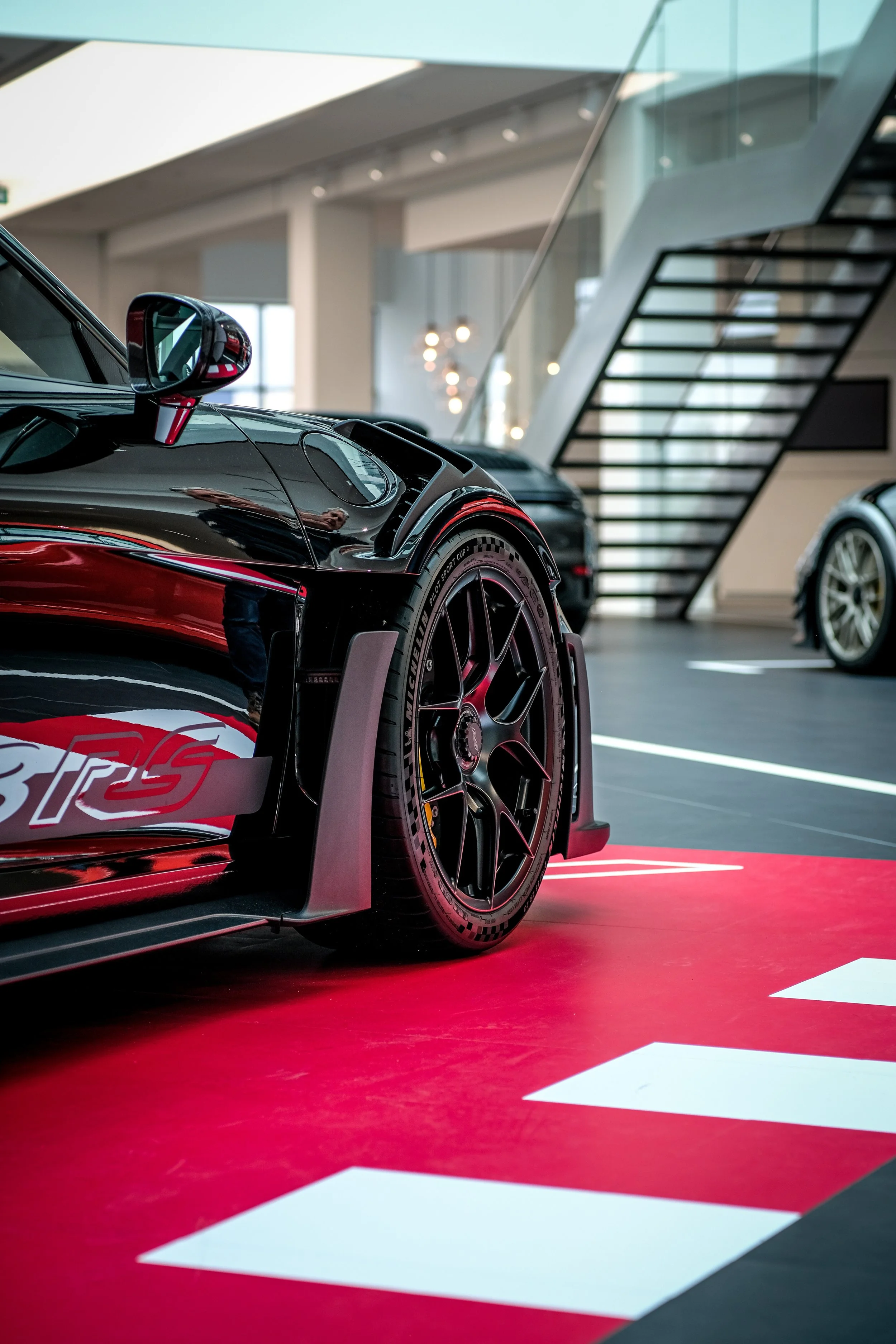 Porsche 911 (992) GT3RS-13.jpg