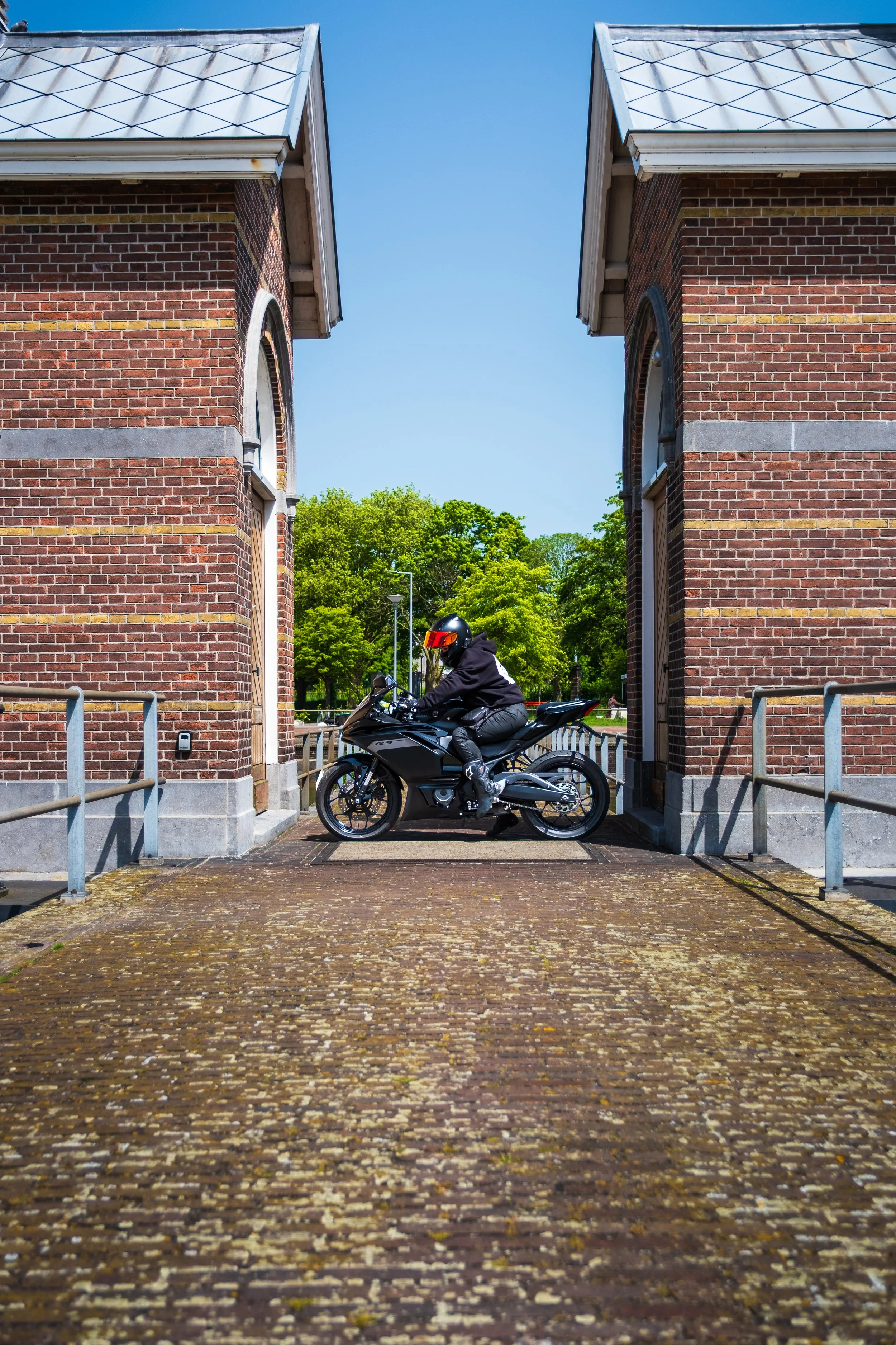 Fotoshoot Antoinette - Yamaha R3 - Rotterdam-1-8.jpg