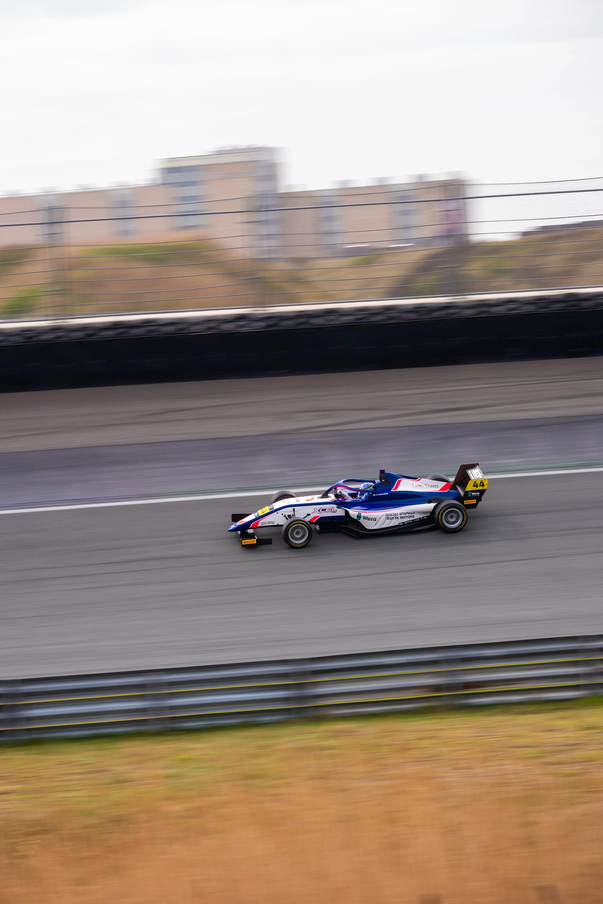 DSCF7880.jpg
