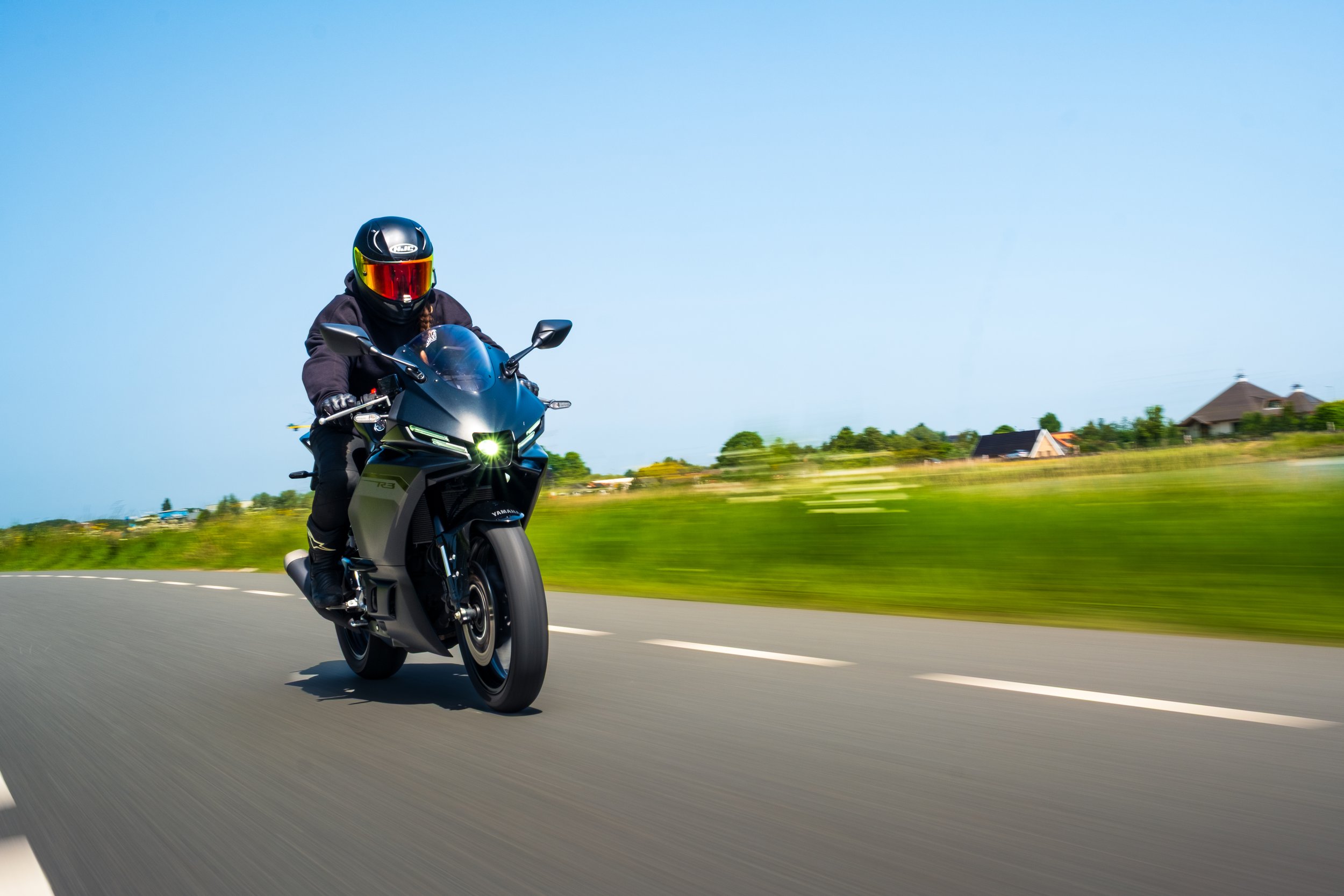 Fotoshoot Antoinette - Yamaha R3 - Rotterdam-2-2.jpg