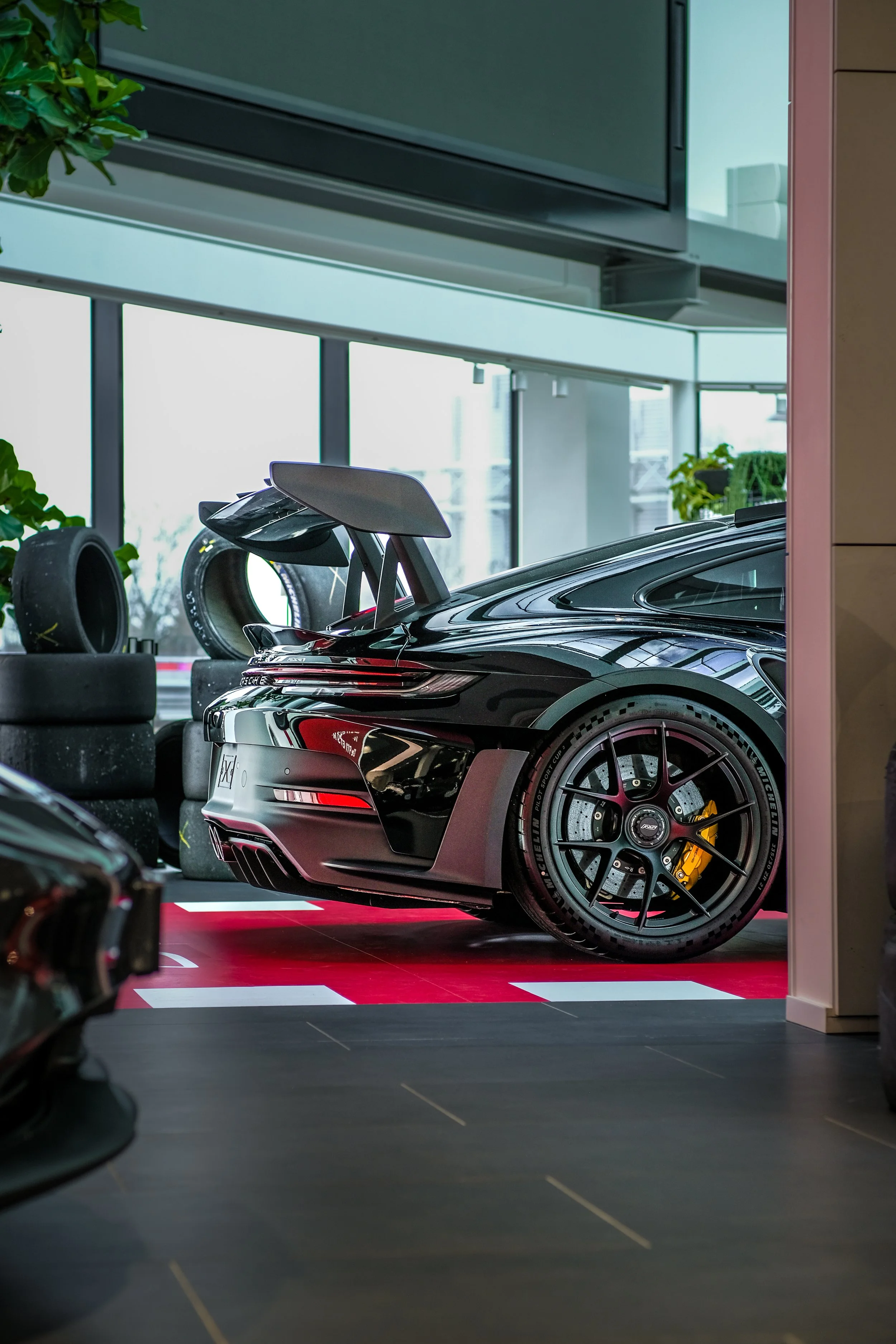 Porsche 911 (992) GT3RS-12.jpg