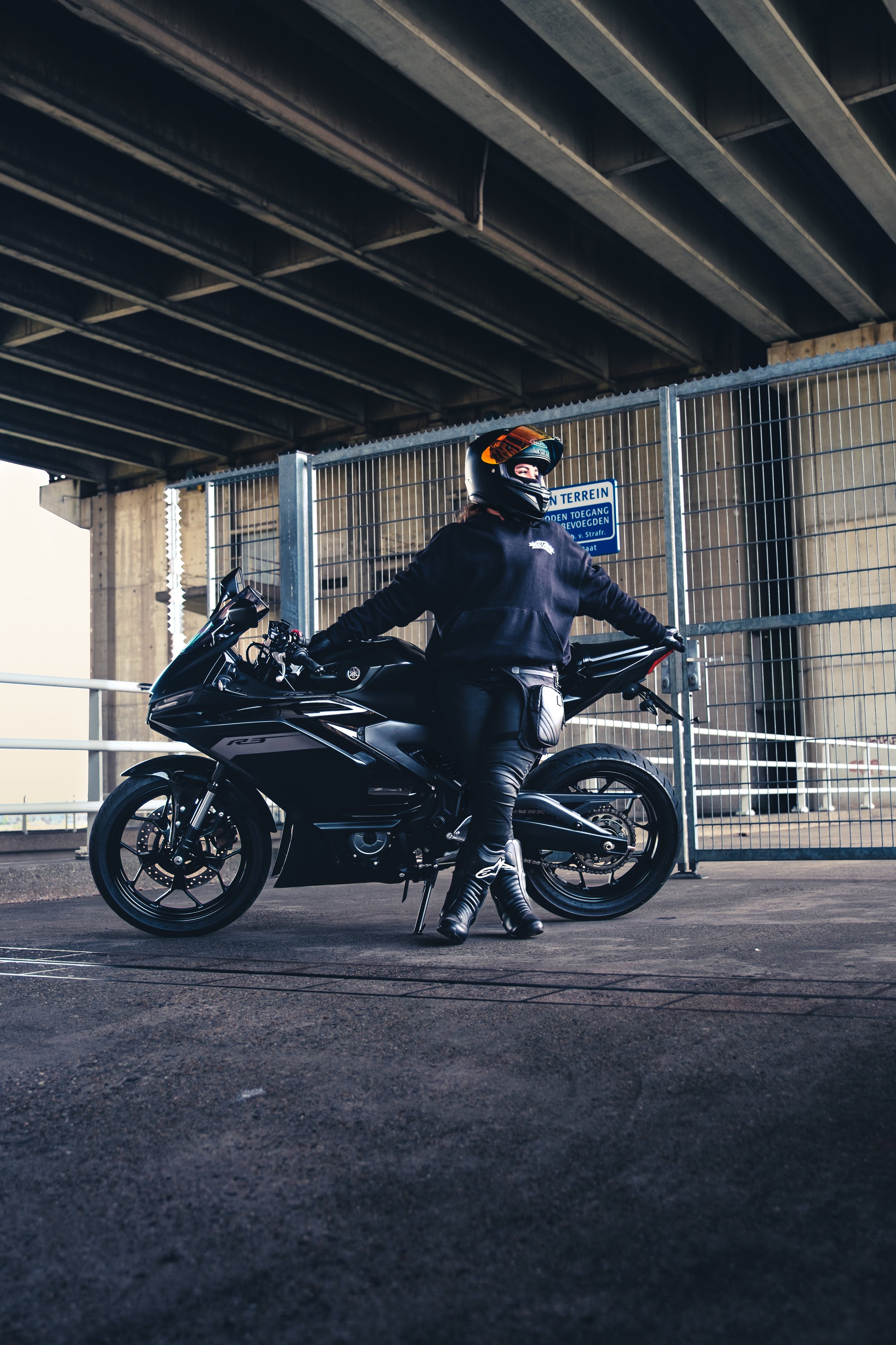Fotoshoot Antoinette - Yamaha R3 - Rotterdam-3-4.jpg