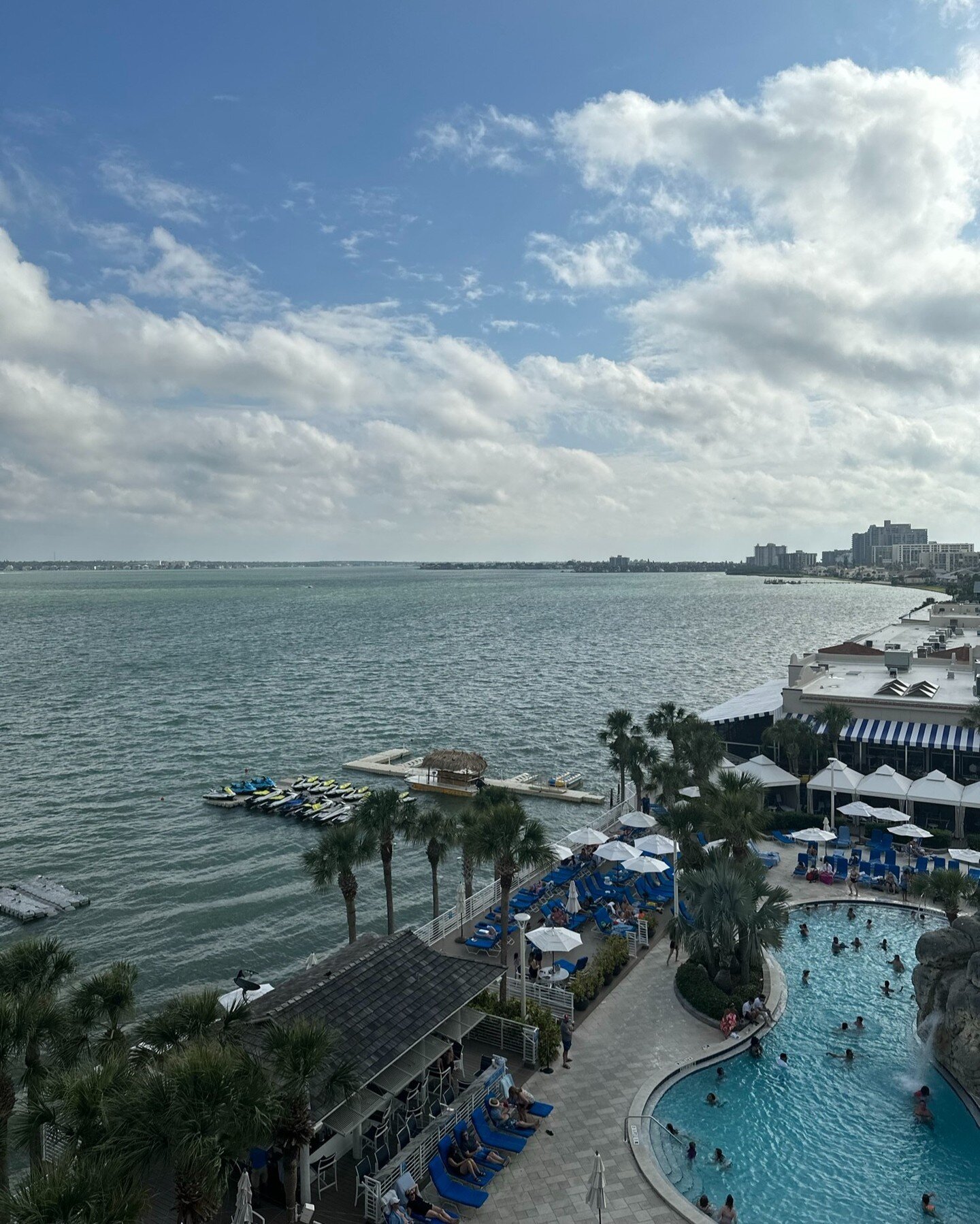 Continuing my #2023RoundUp with this throwback to 🌴 Clearwater, Florida - my happy place! My sister and I had the privilege of visiting this paradise a couple times this year.

The real star of the show in Clearwater? The Columbia Restaurant - one o