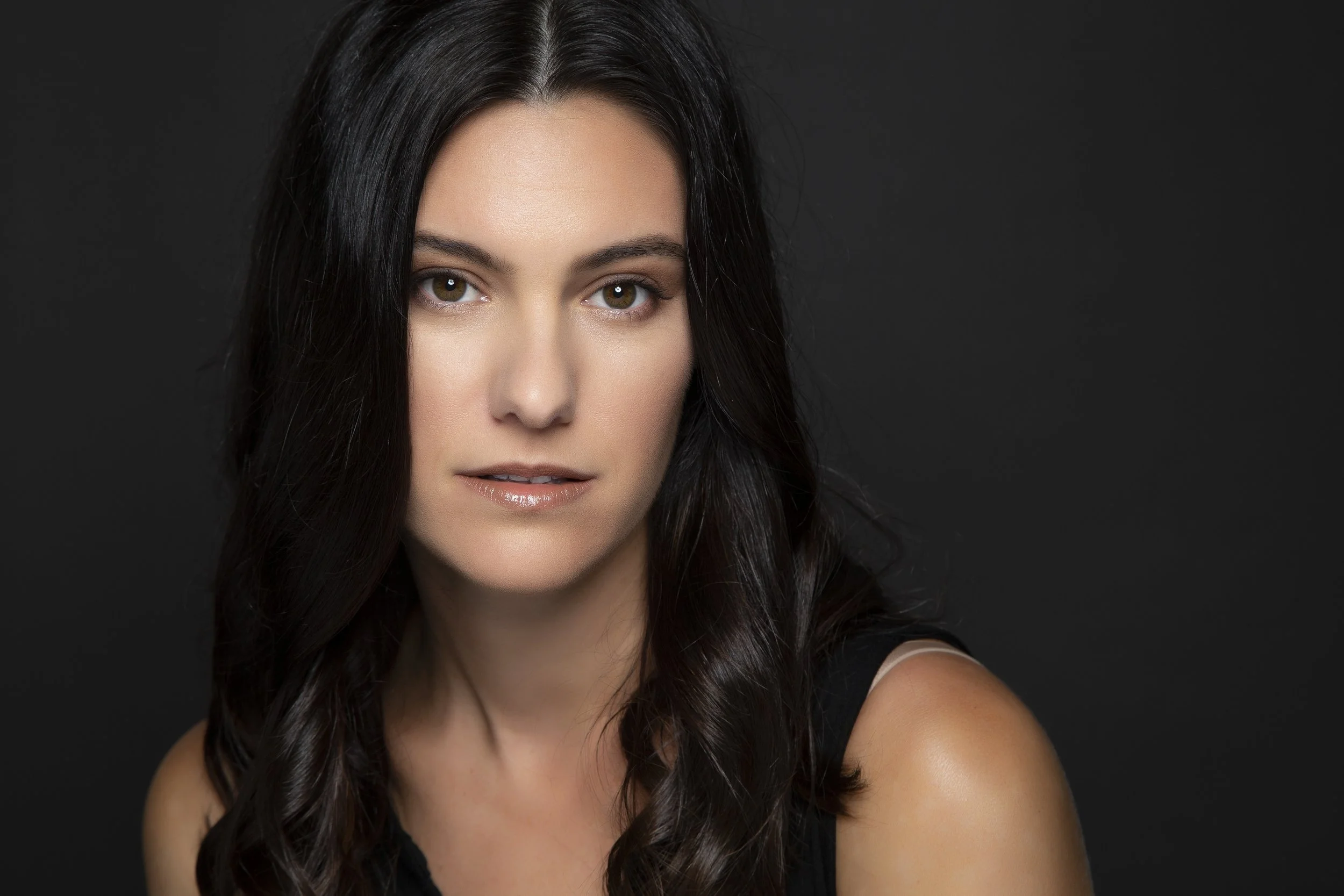 Nicole_Best_Headshot_2019_Image12.jpg