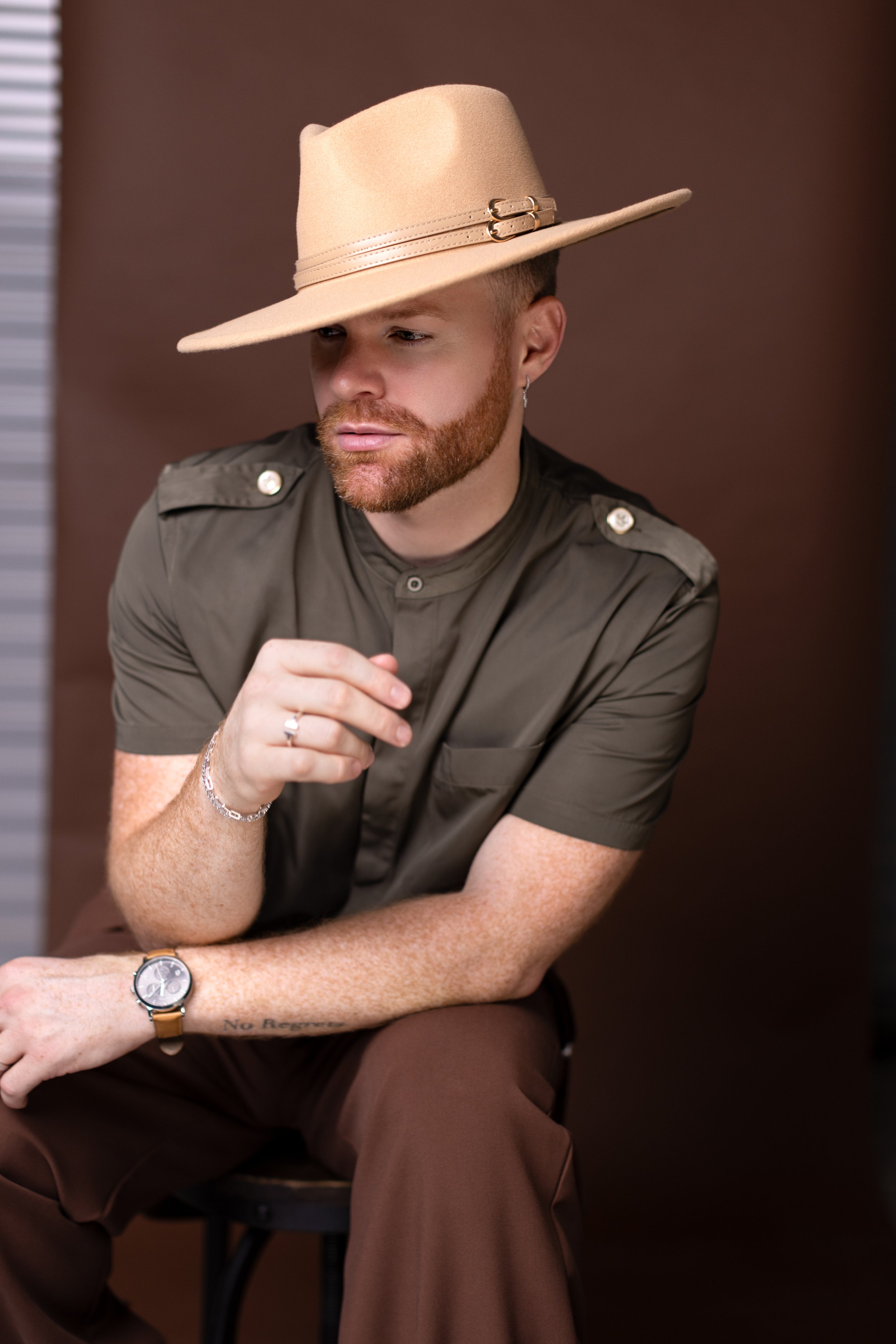 HarryMyers_BrandShoot_2023_Image2.jpg