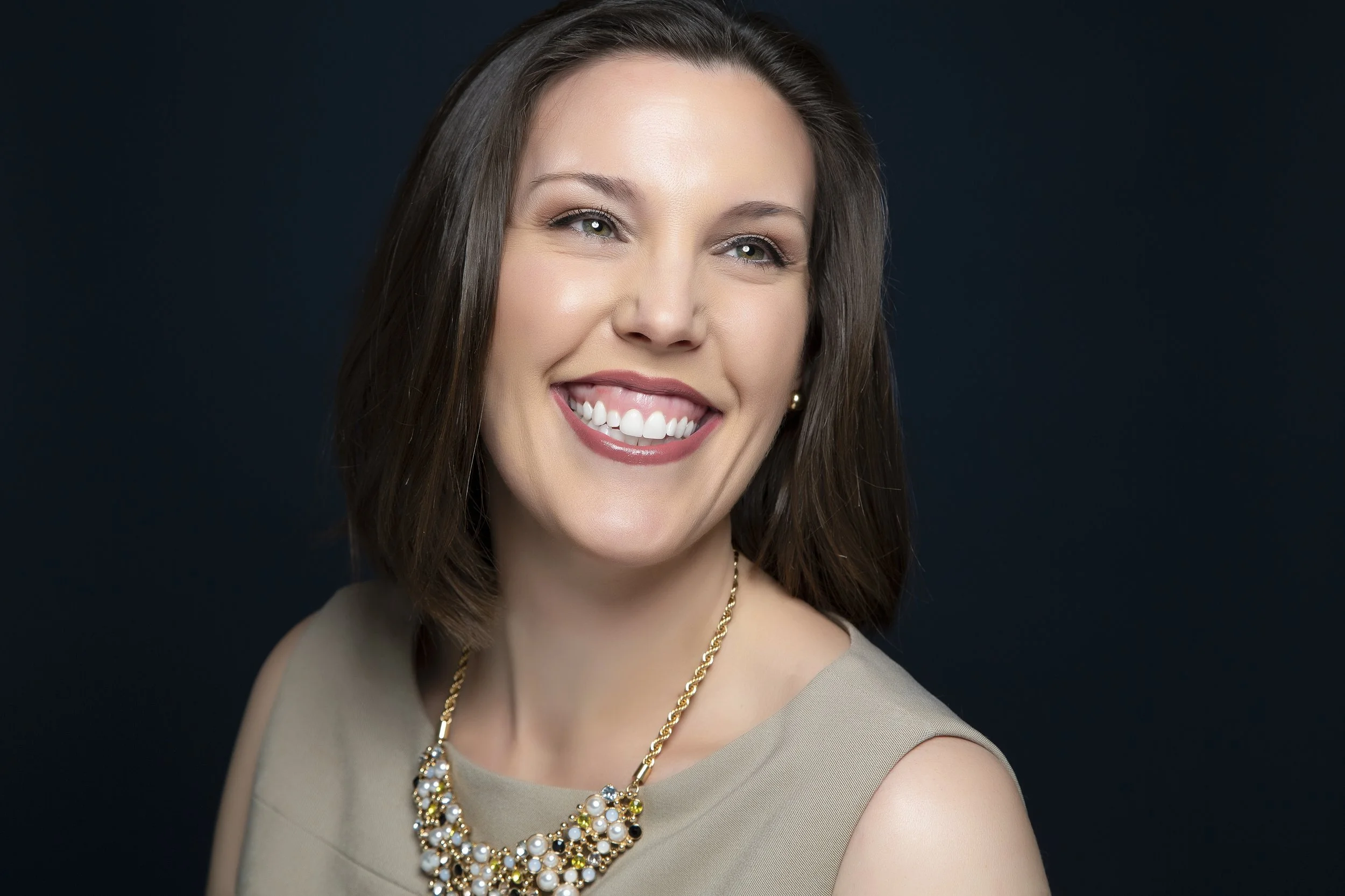 SaraPeacock_Headshot_2019_Image9.jpg