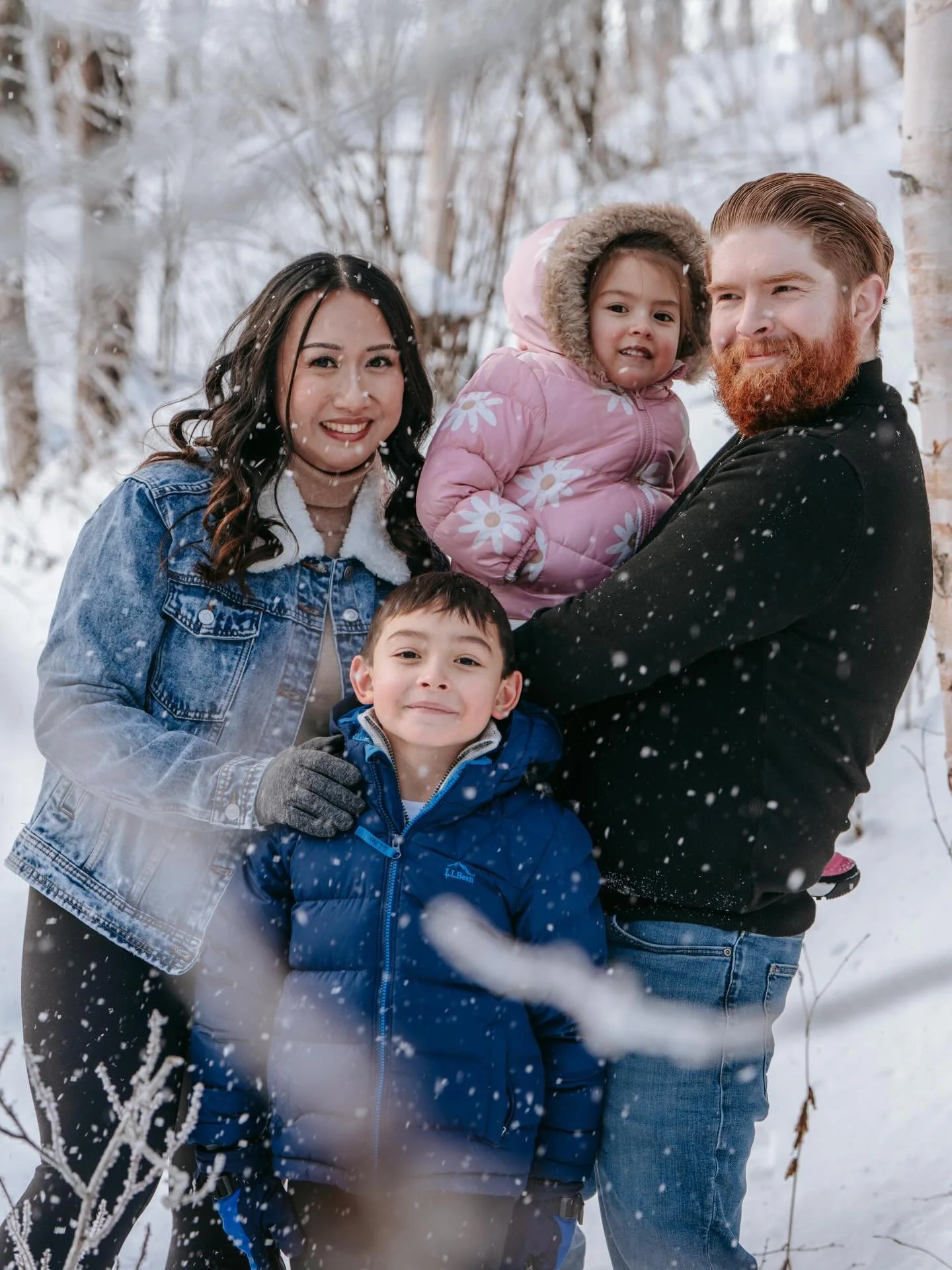 Some inquiries just make my photographer heart glow ✨

When Irish + Jurden reached out about celebrating their 10 years of marriage, I instantly knew this was going to be something special. I absolutely love when couples choose to honor their milesto