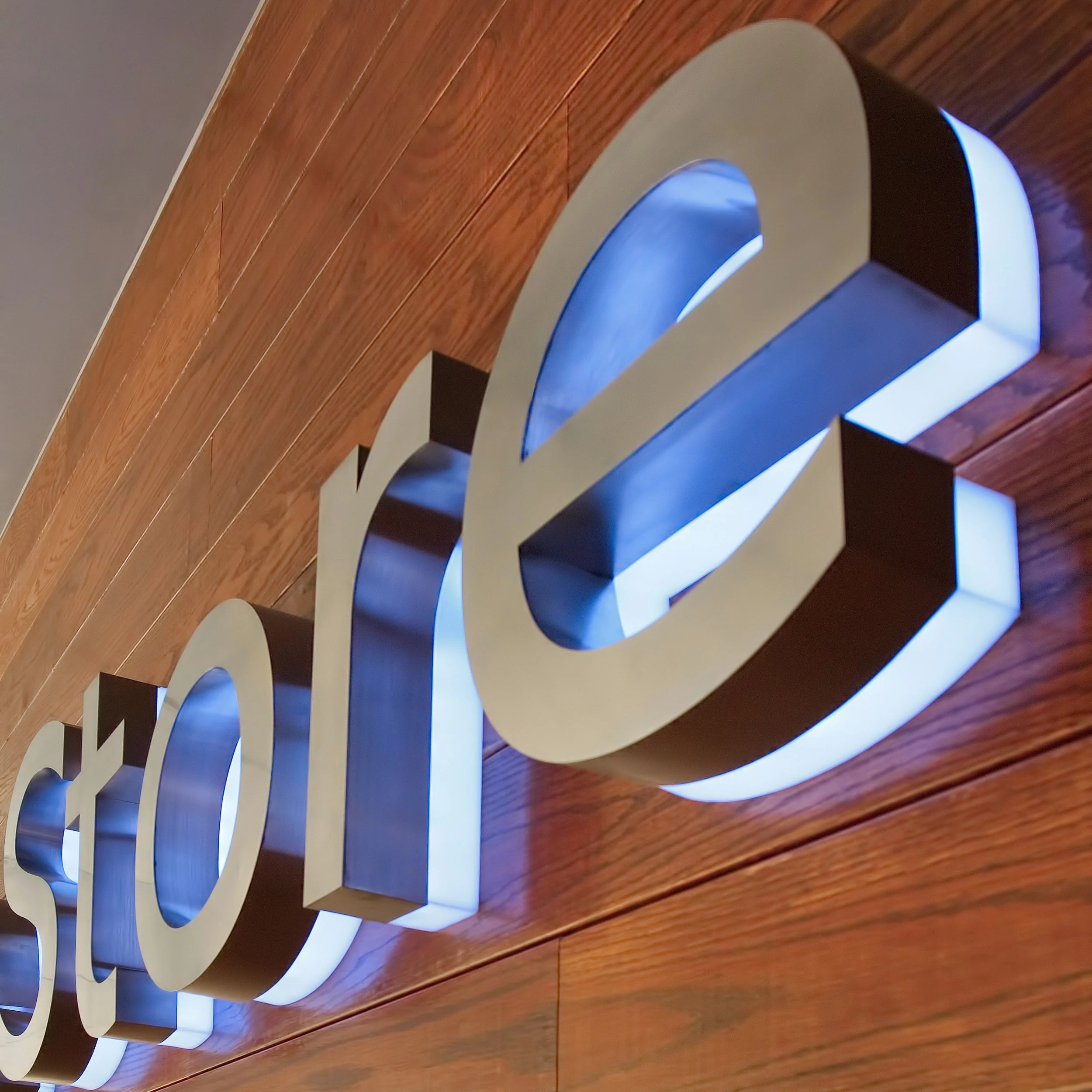 3D Letters Illuminated Halo Lit Trimless