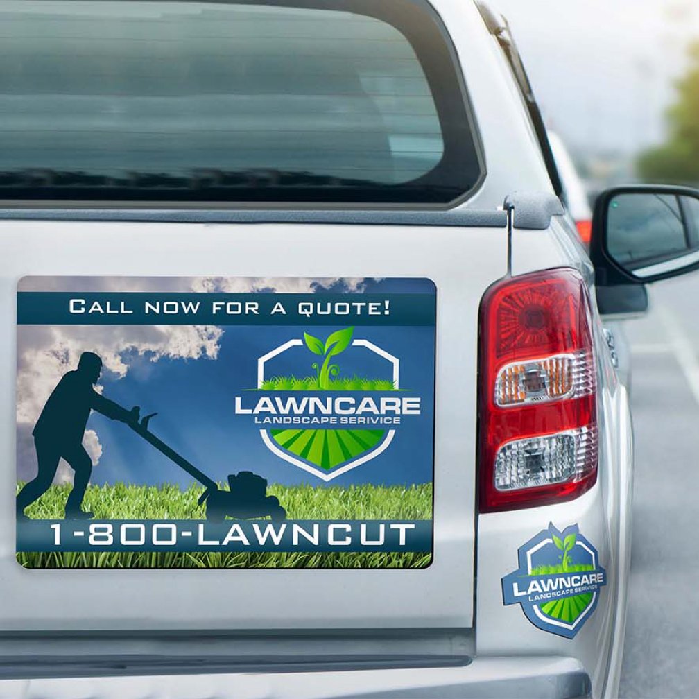 image of a magnet sign on the back of a truck
