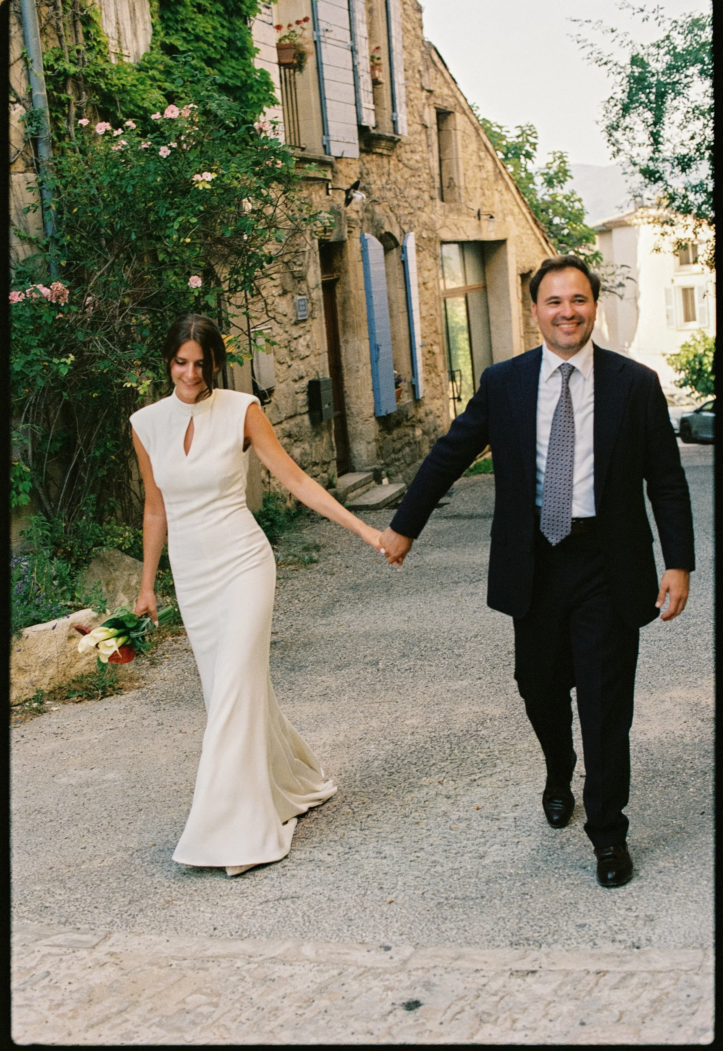 Photographie de mariage a l'argentique dans le sud de la France (Toulouse, Gers, et Cote Basque et Landaise)