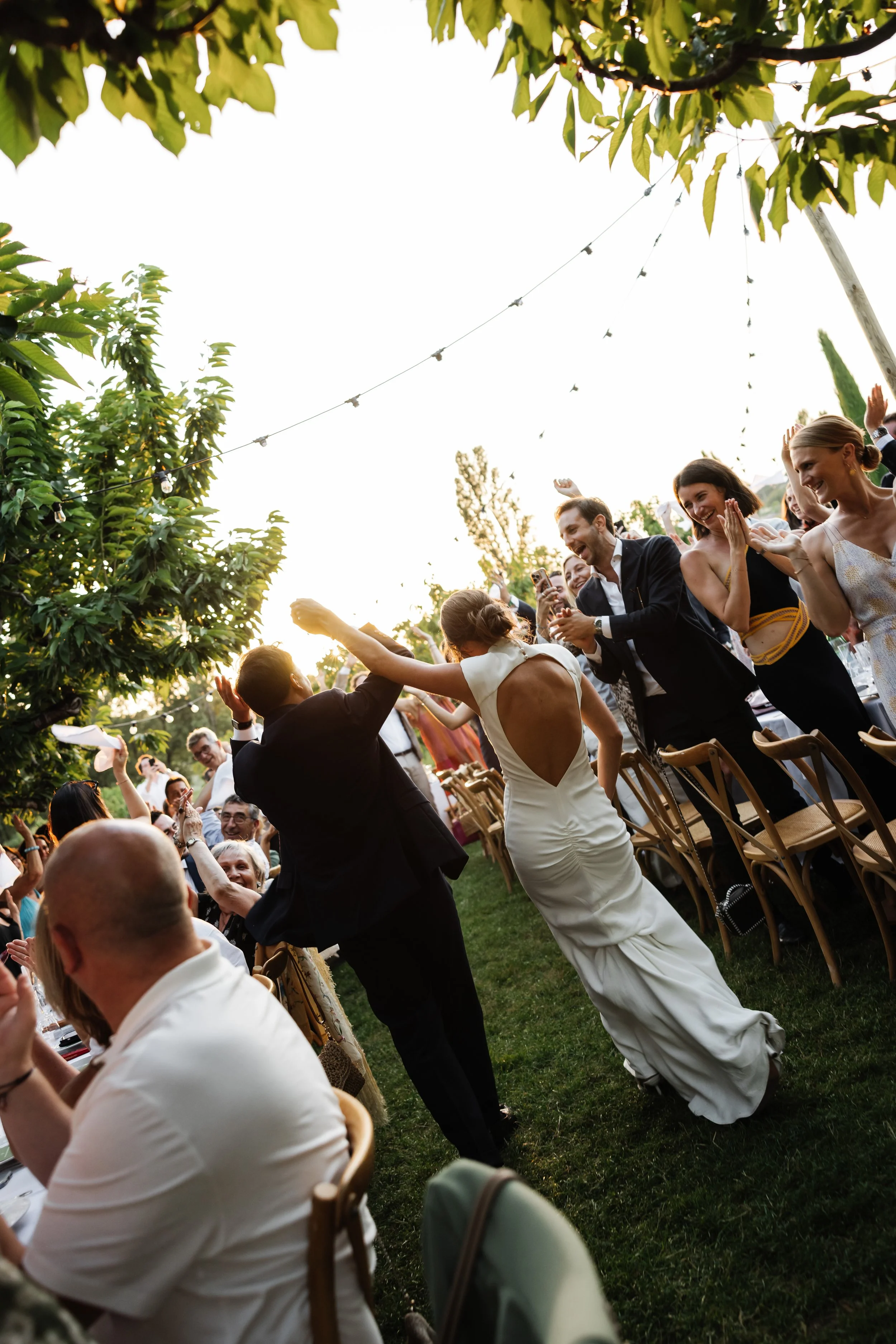 Photographe de mariage style documentaire dans le sud de la France, a Toulouse, Bordeaux et sur la cote Basque et Landaise