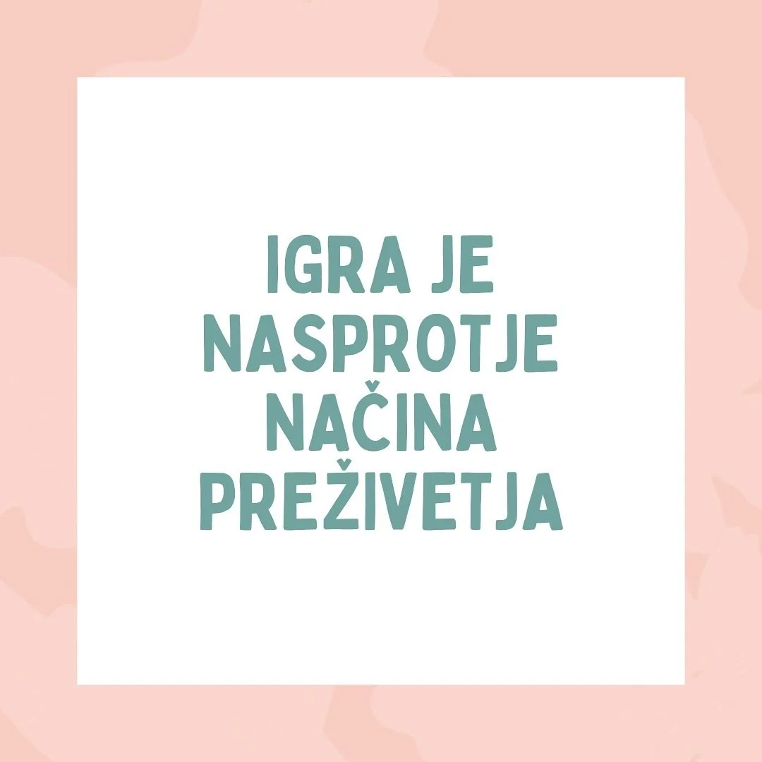 Ali ste vedeli, da je igra nasprotje načina preživetja? 🌟

Ko otroci čutijo stres ali se počutijo ogrožene, njihovi možgani preidejo v način preživetja&mdash;pripravljeni so na boj, beg ali zamrznitev. V tem stanju ne morejo raziskovati, uporabljati