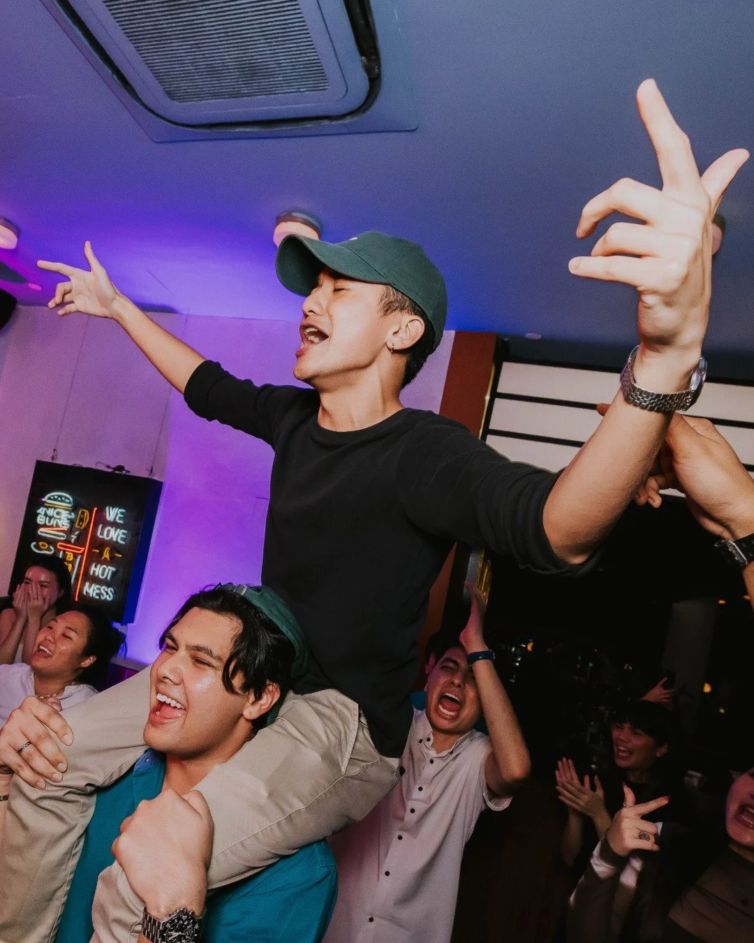 Last weekend&mdash;what an absolute teen age riot! with Daydream Nation&rsquo;s @ginettechittick and Kim Wong; here&rsquo;s a peek at what went down.

More legendary nights at OverEasy coming soon. Stay tuned, you won&rsquo;t want to miss the next on