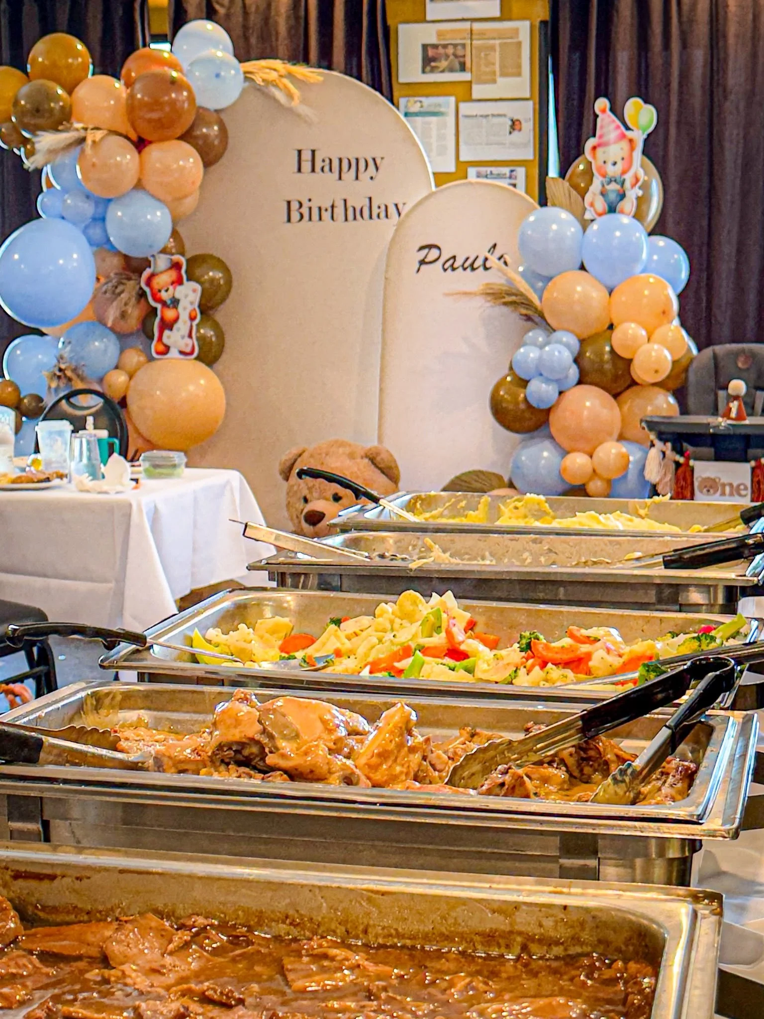 charlee's banquet food photon 2.jpeg