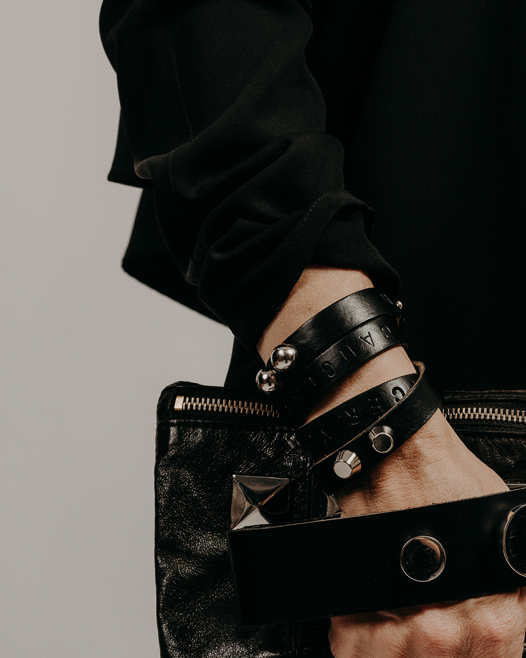 Läderarmband med eget budskap