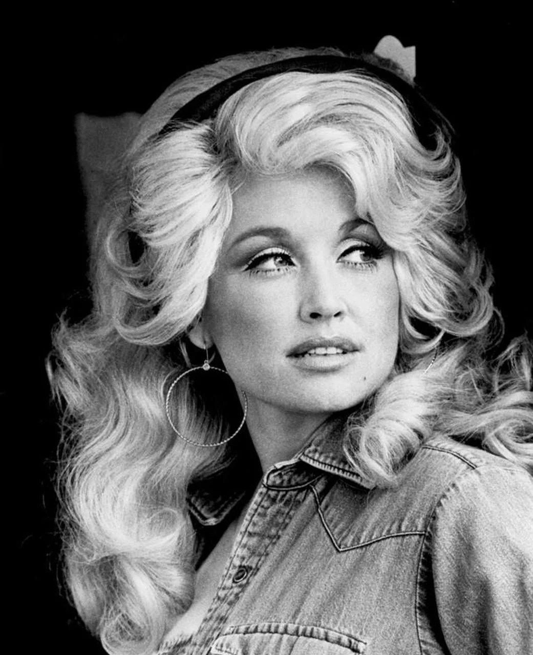 Goodbye Dolly: What Dolly Parton Showed Us About Being Confident, Ambitious and Humble