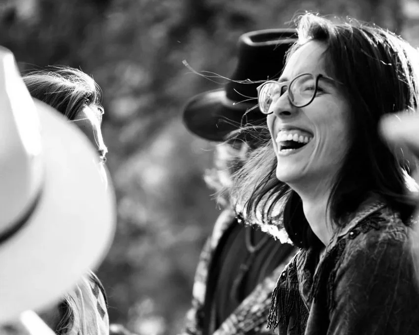 woman-laughing-emotional-regulation-mariachristie-hypnotherapy