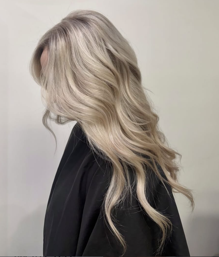 blonde hair 