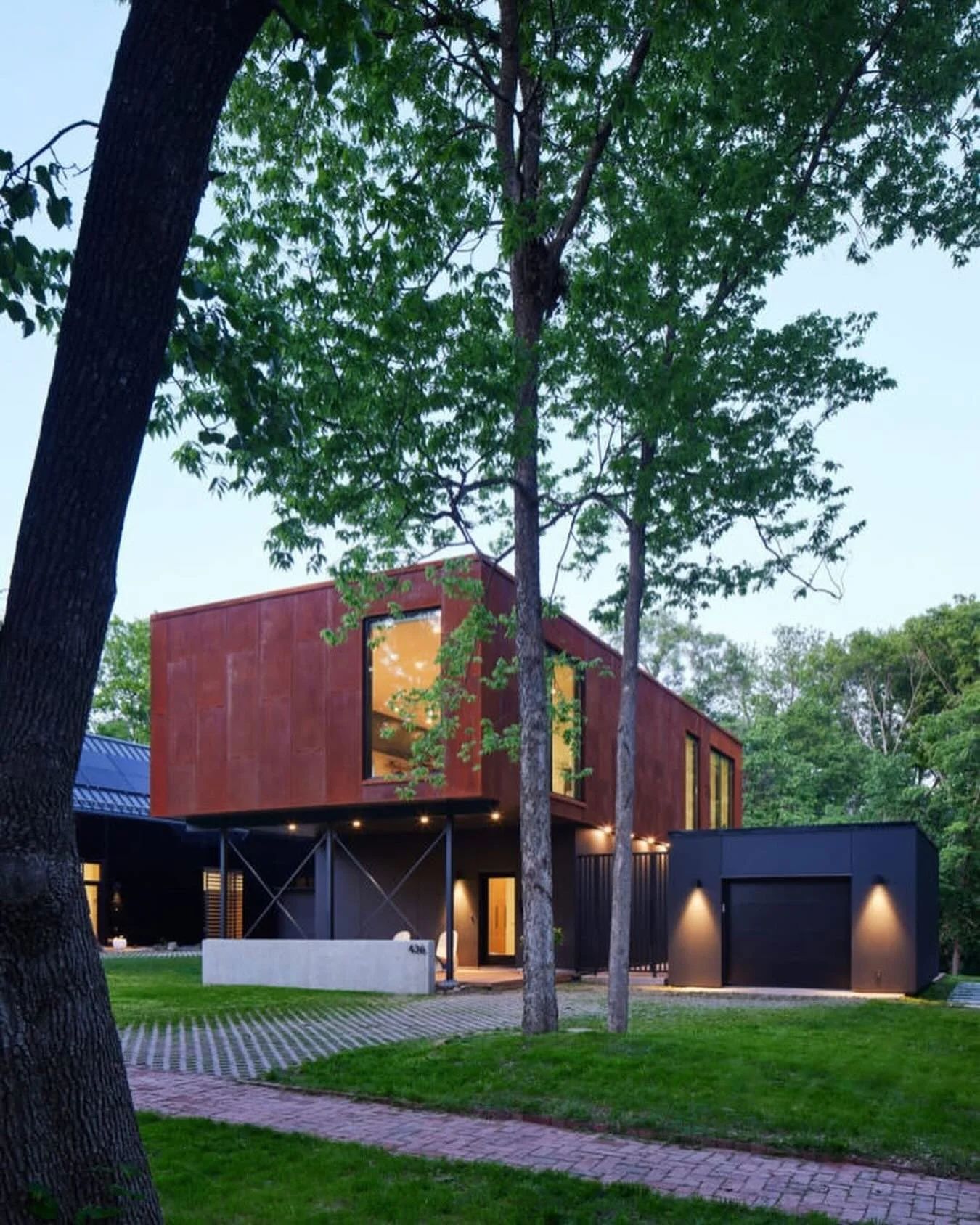 436 Indiana Street by Studio 804 clad in Ironbound 11ga CORTEN, beautifully captured by @gafferphoto. Visit our profile link to order your own sample kit. 

#Studio804 #EcoDesign #CORTEN #ModernArchitecture #ArchitecturalPhotography #SustainableLivin