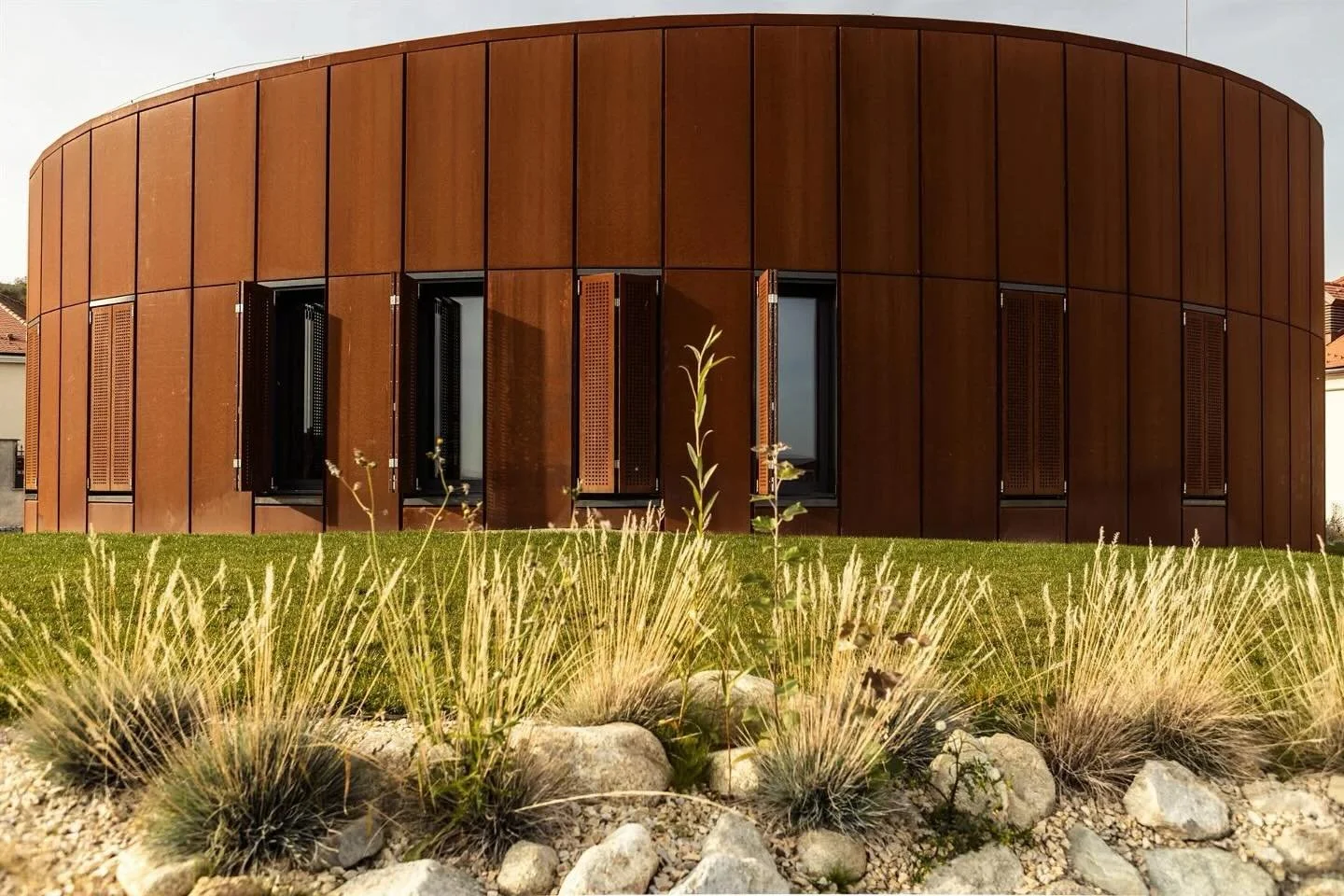 ViaJur Wine Shop | Sv&auml;t&yacute; Jur, Slovakia | GFI | Liberta COR-TEN 700 panels. Contact us for more info. 
.
.
.
#ironboundsteel #ruukki #architecture #corten #weatheringsteel #construction #design #newbuild #modern #architecturelovers #facade