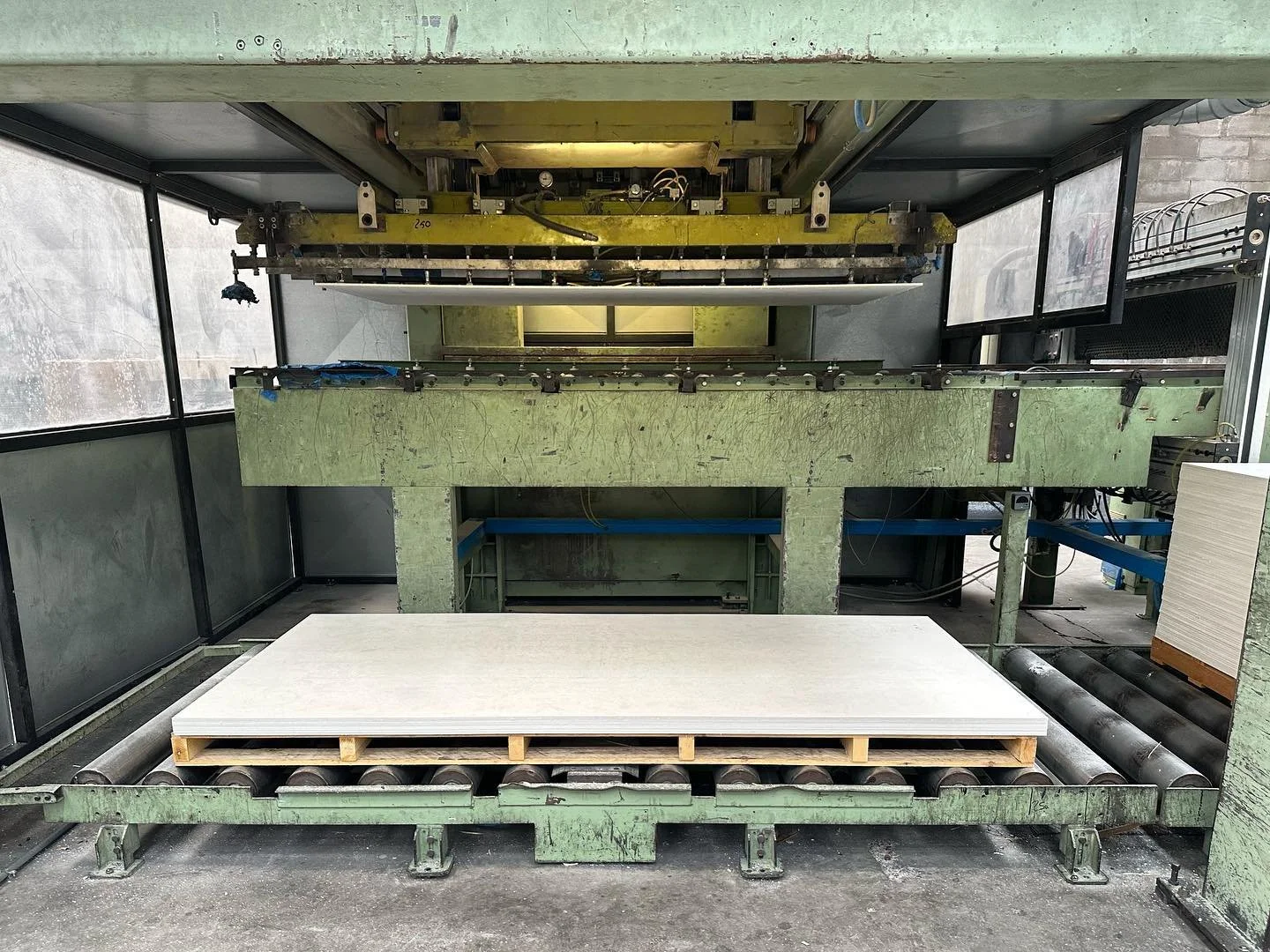 K&Oslash;L Pure White | in production