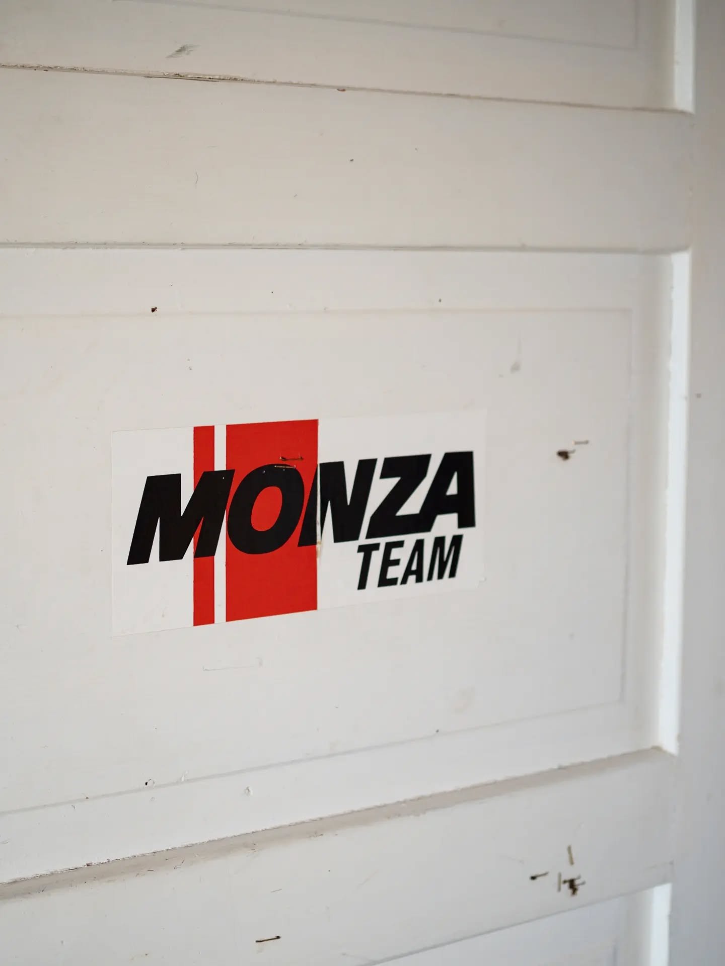 Kuvatribuutti yl&auml;kerran julistehuoneelle, supercool! P.s. Purkka ei maistu

#julistesein&auml;