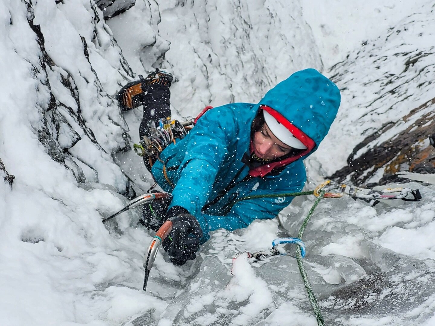 On powder days, we go ice climbing ❄️