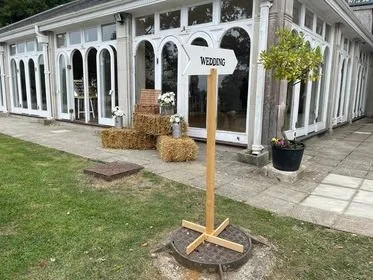 wedding sign.jpeg