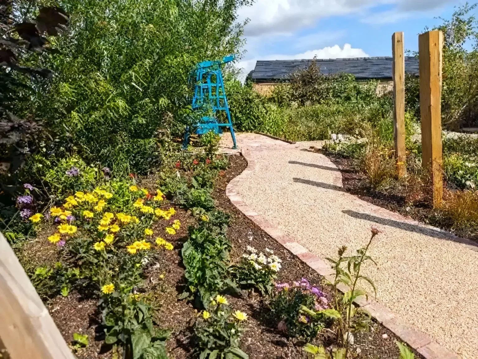 Resin bound pathway with planting near Nantwich