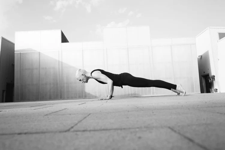 Chaturanga Dandasana Low Push-Up in BW v2.jpg