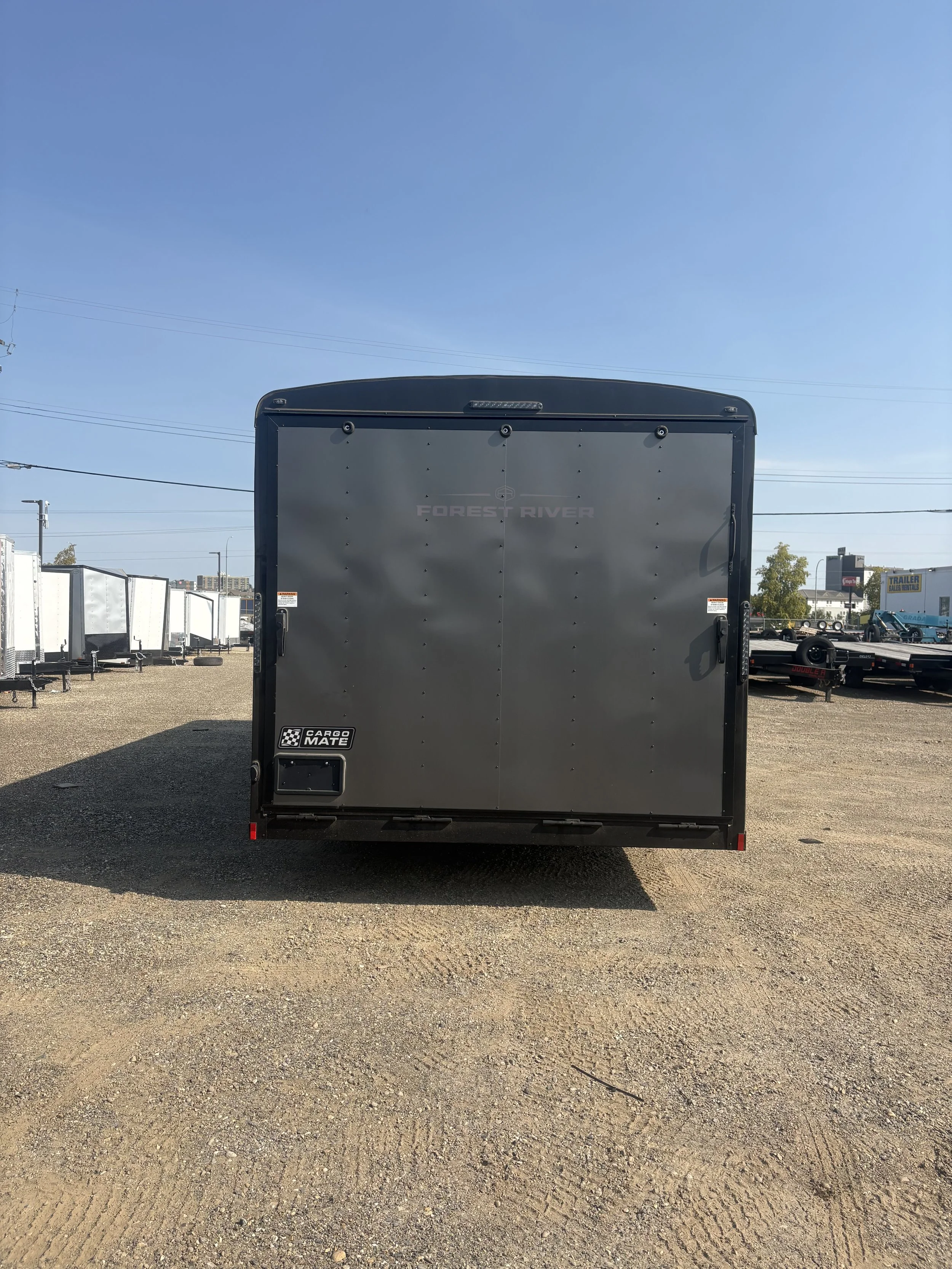 806907_Cargo_Mate_Enclosed_Back_Side.jpeg