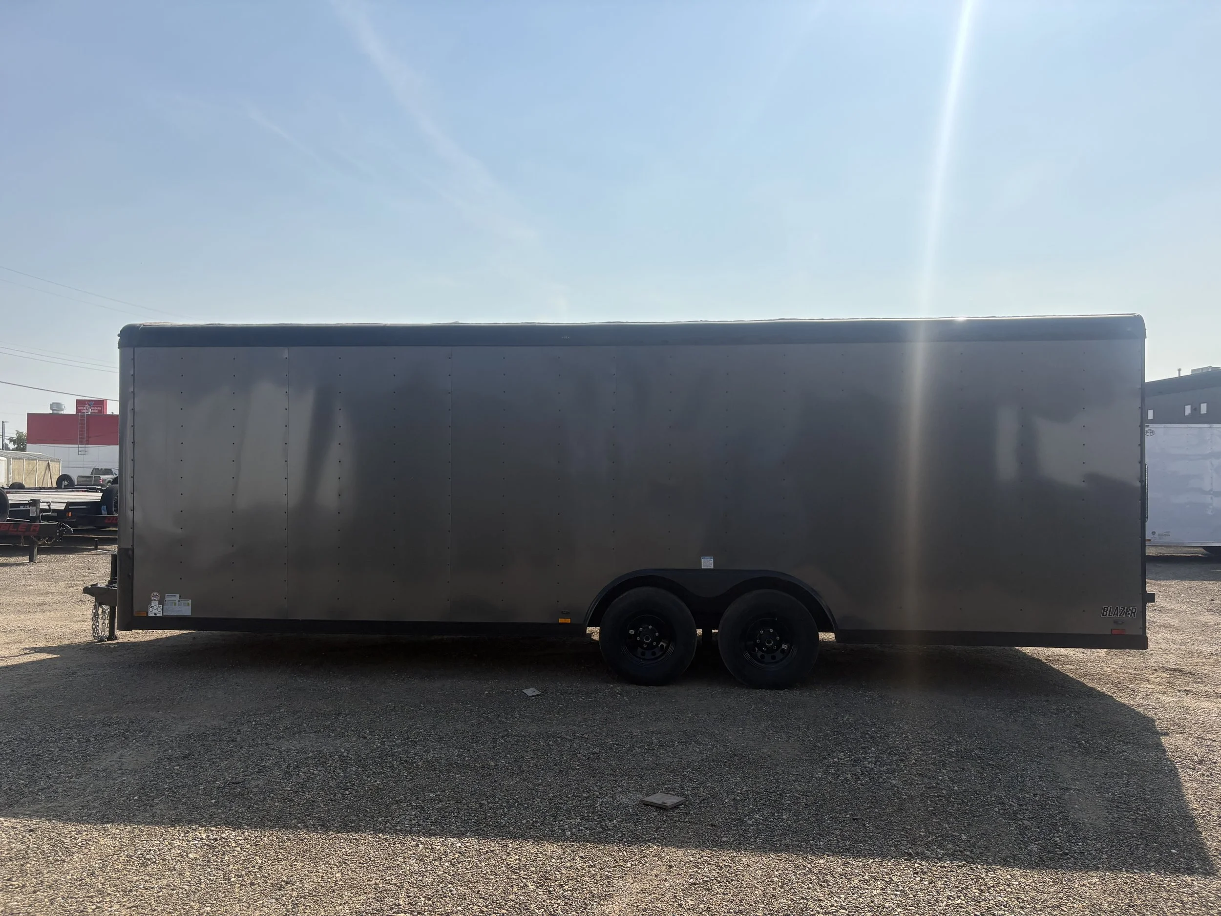 806907_Cargo_Mate_Enclosed_Right_Side.jpeg
