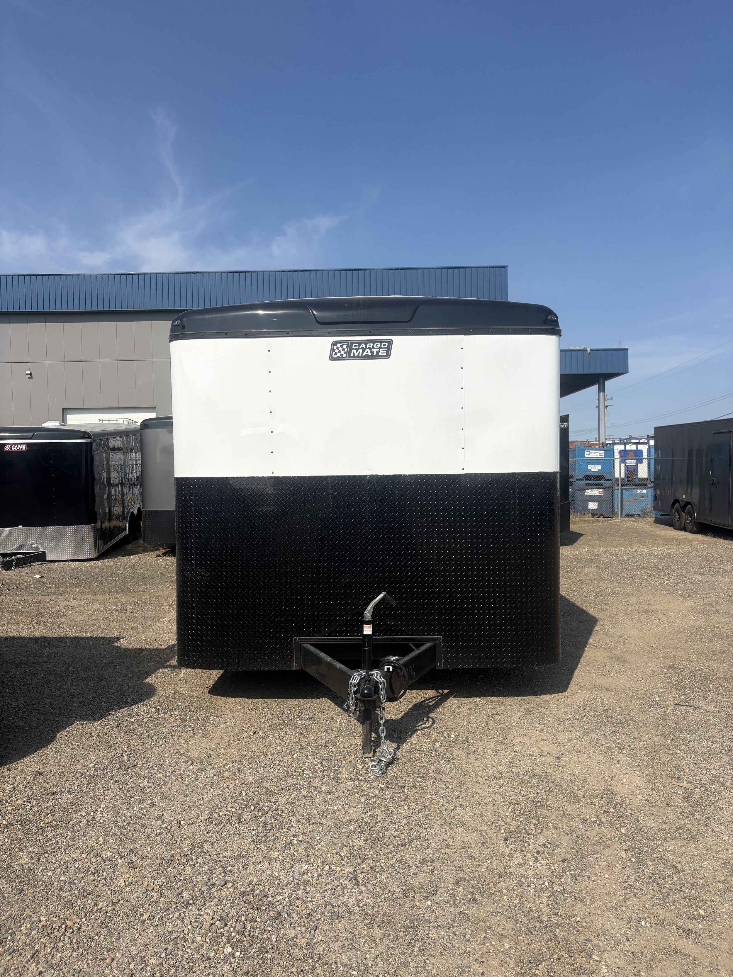806906_Cargo_Mate_Enclosed_Front.jpeg