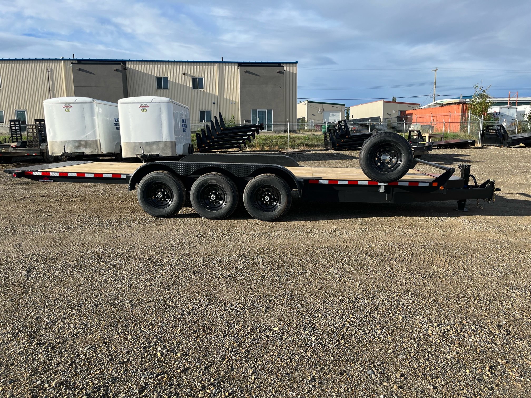 2025 Canada Trailers, 83" x 24' Hydraulic Full Tilt Equipment Hauler Trailer, #061283