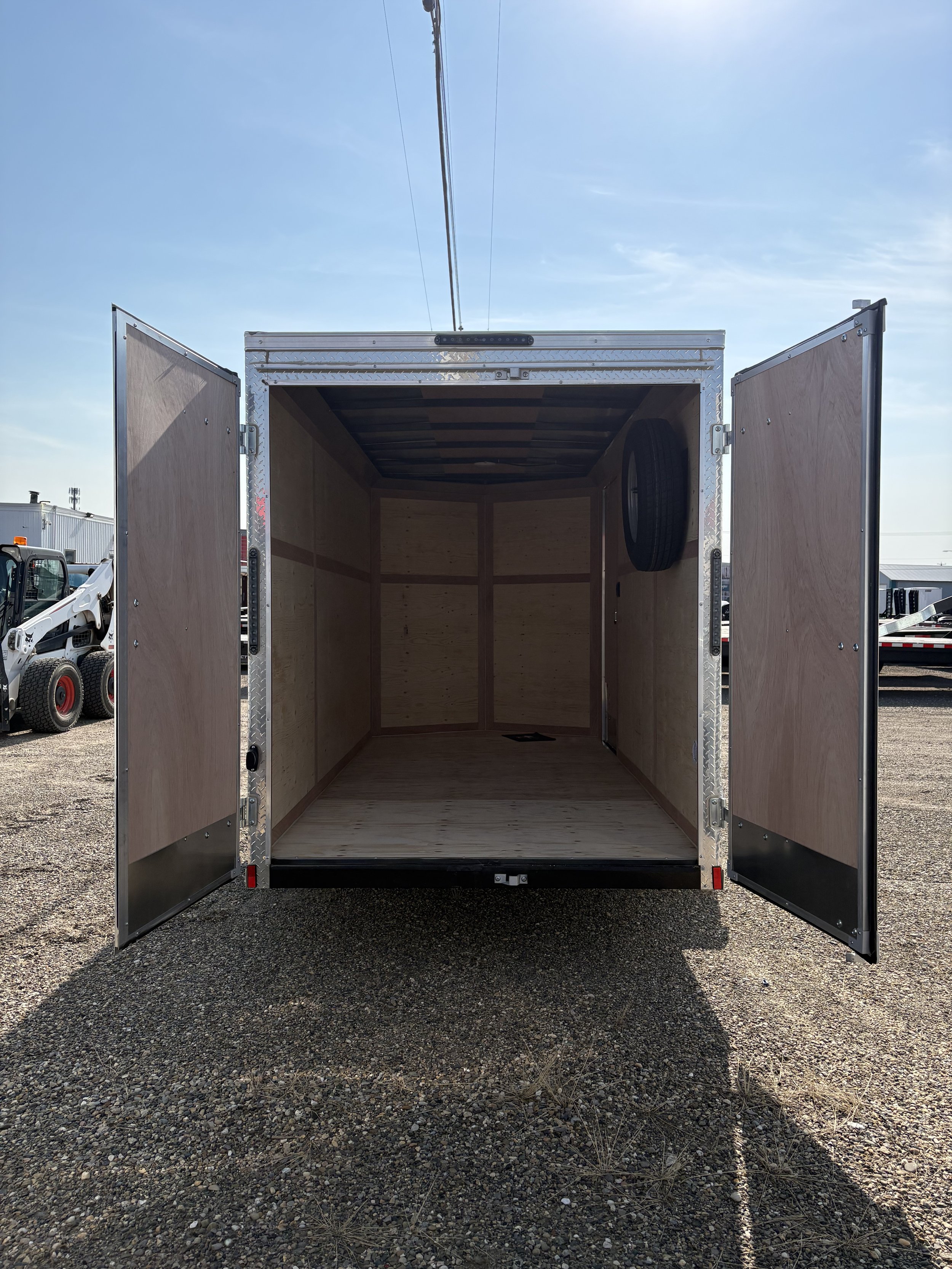 805600_Cargo_Mate_Enclosed_Back_Inside.jpeg