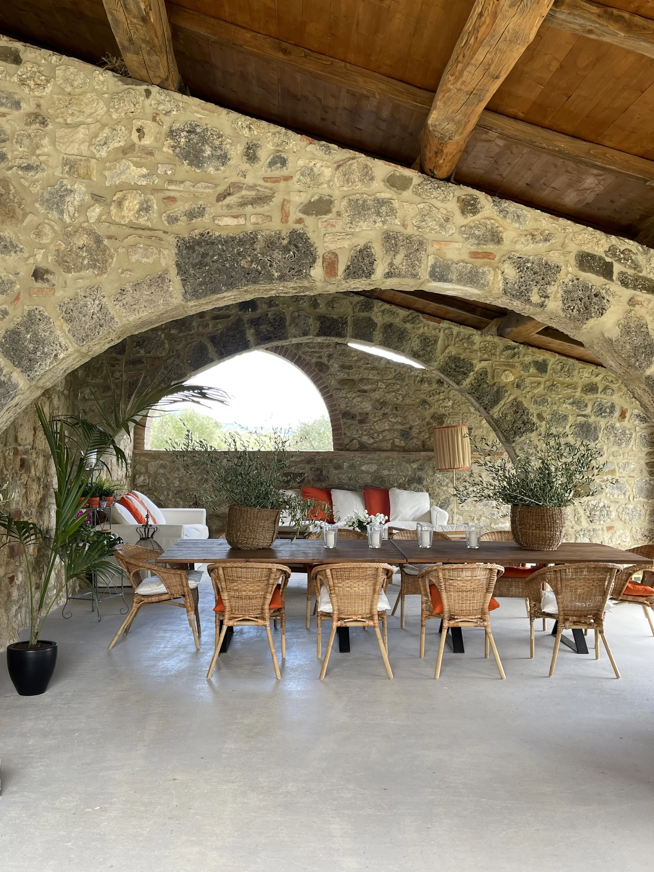 Tuscany Villa Vacations Villa Saracino Outdoor Dining.jpg