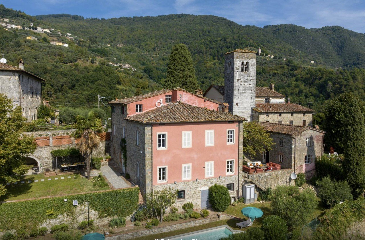 Villa aerial view.jpg