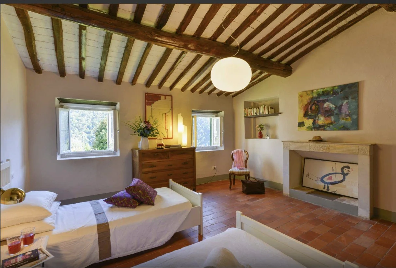 Twin room 1.jpg