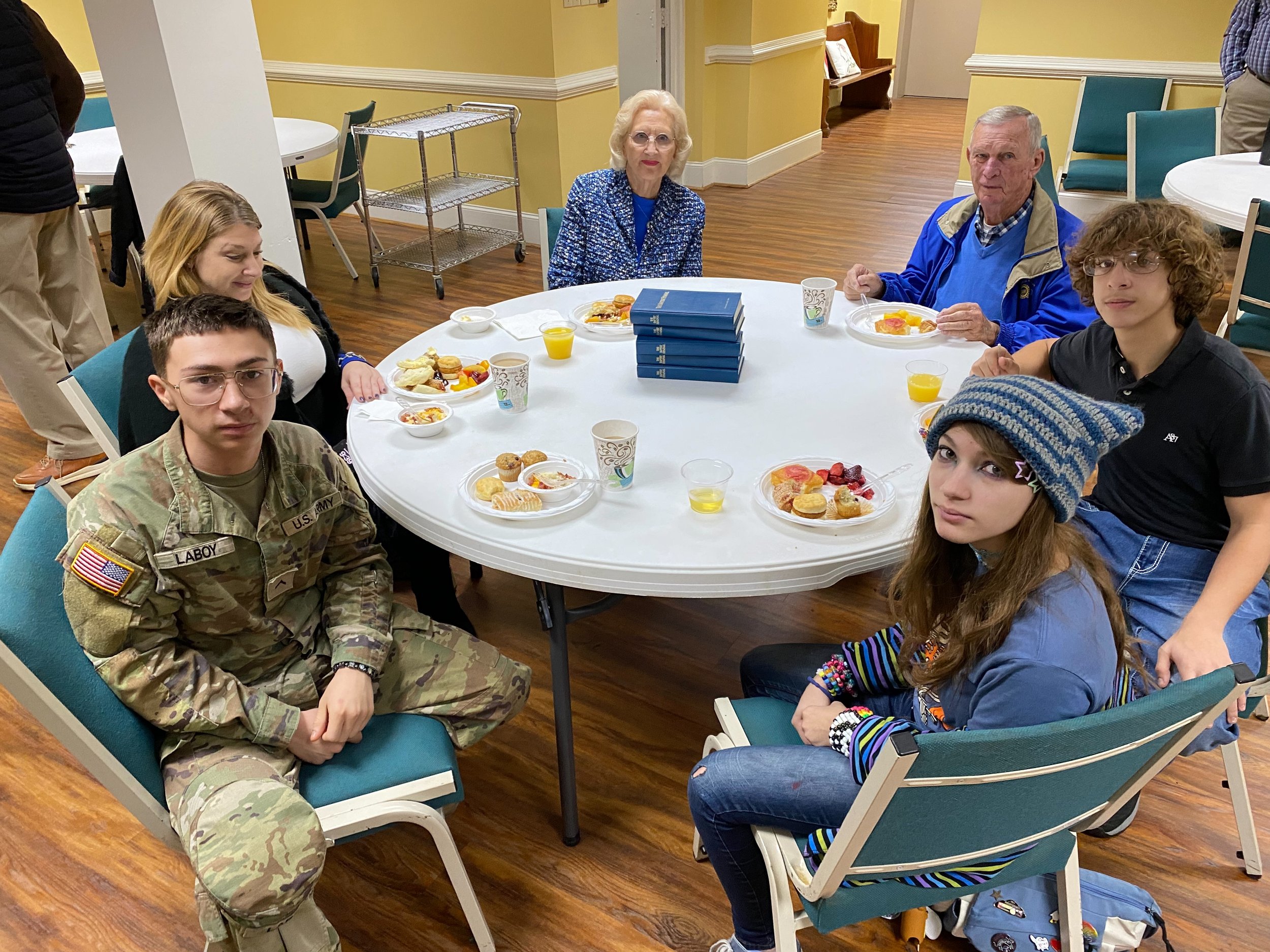 Fellowship_Youth_2622.jpg