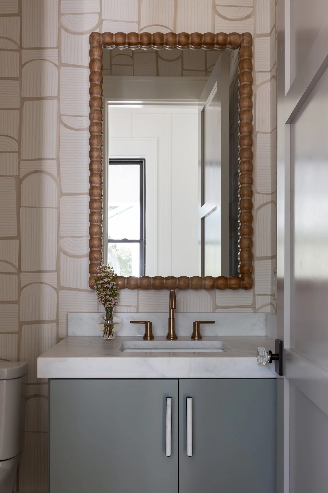 Powder Room Half Circles.jpg