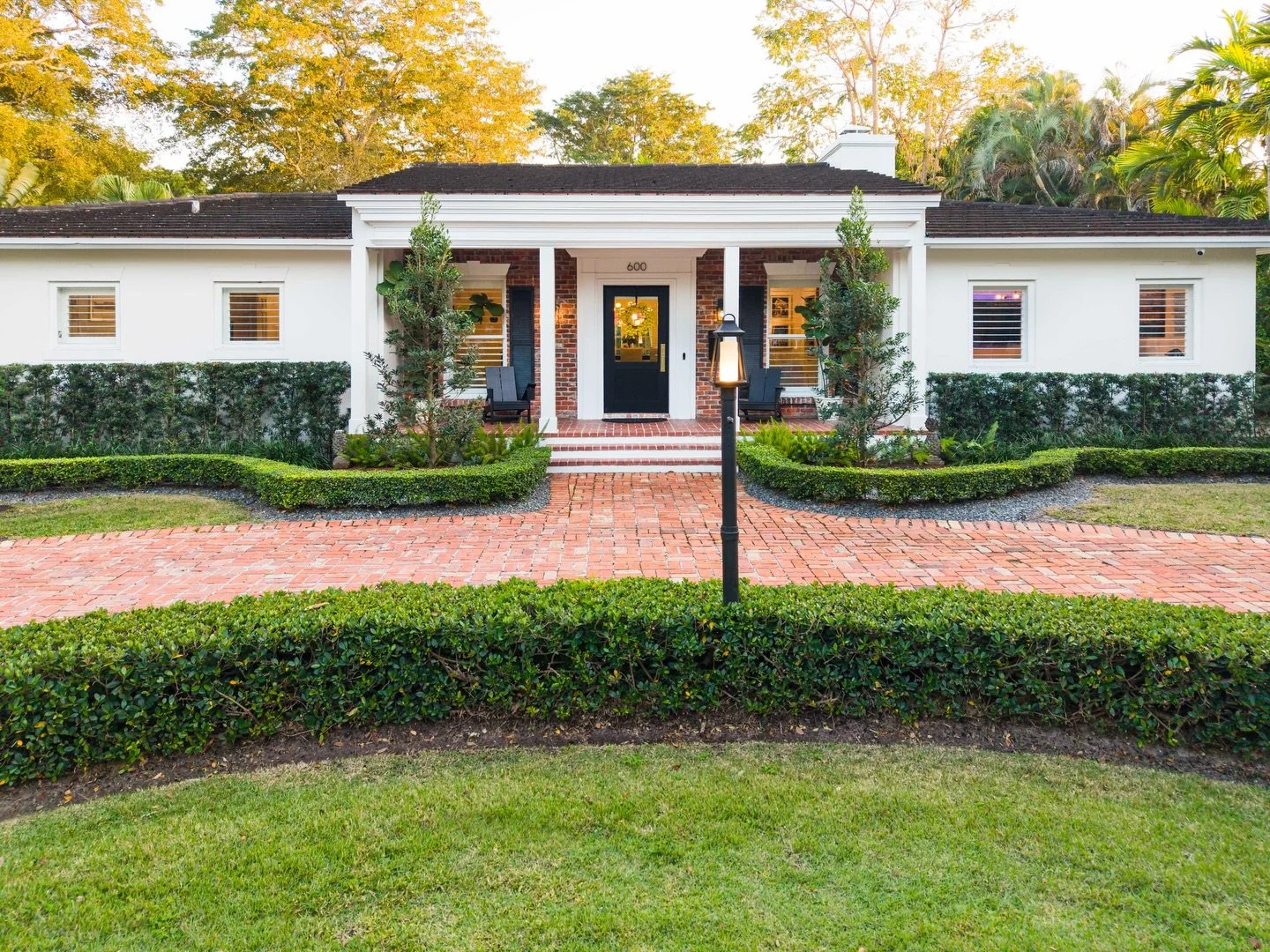 Fully Furnished luxury colonial rental opportunity in The Italian Village. All updated with a showpiece kitchen, high end appliances and custom built-ins. Connected formal living, family, and dinning room allow for seamless family living and entertai