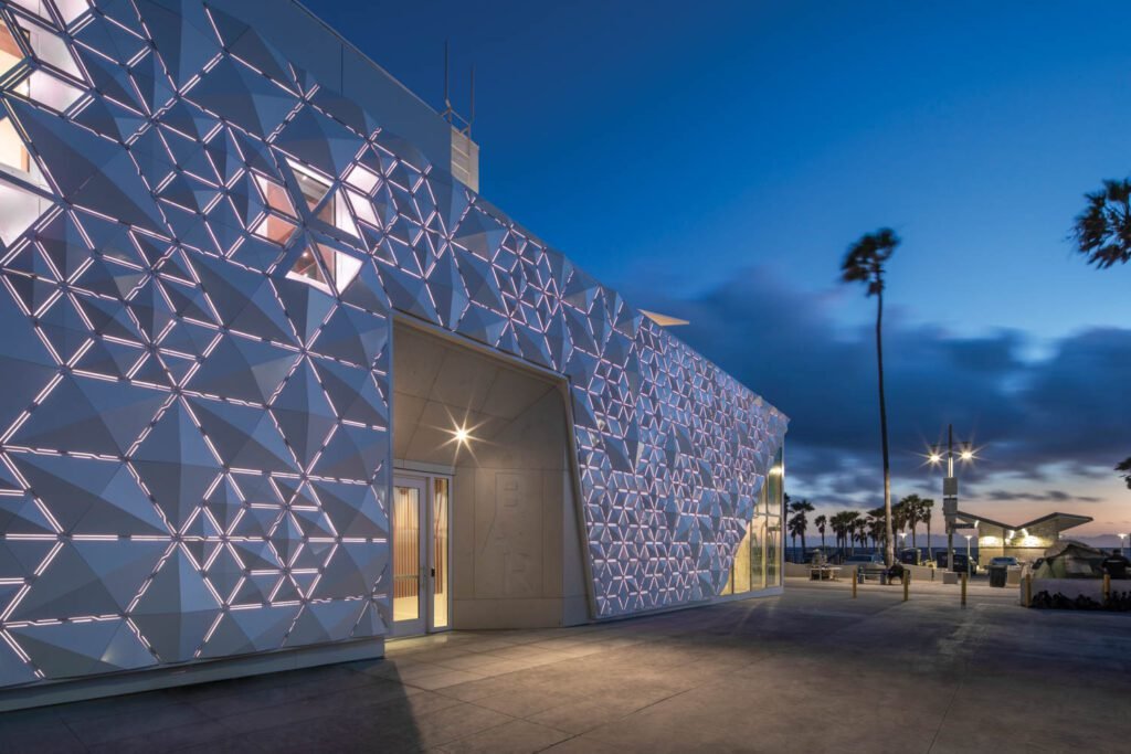 Interior-Design-Belzberg-Architects-BAR-Center-at-the-Beach-Los-Angeles-idx220901_ba16-1024x683.jpg