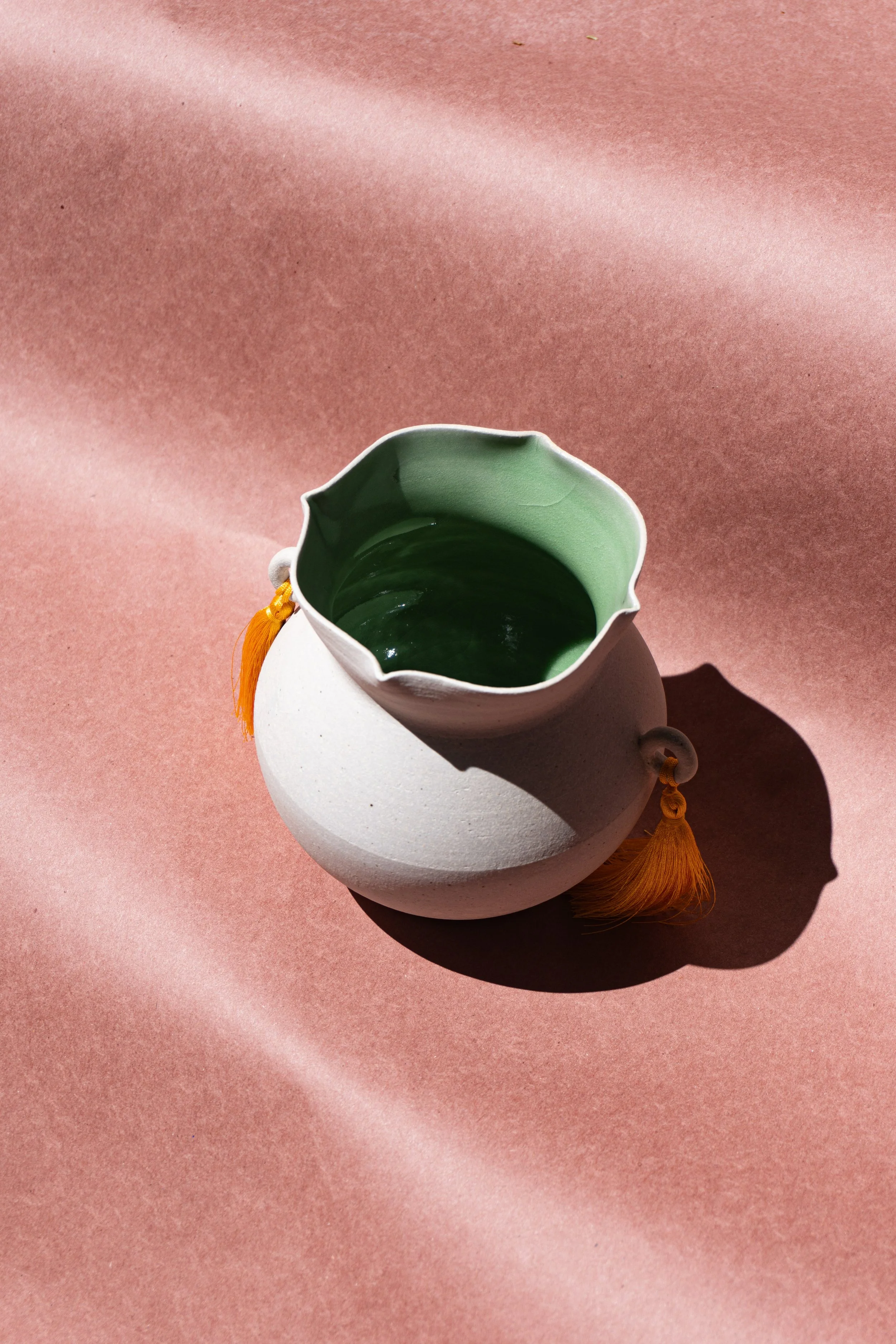 Dancing like a bulbous flower